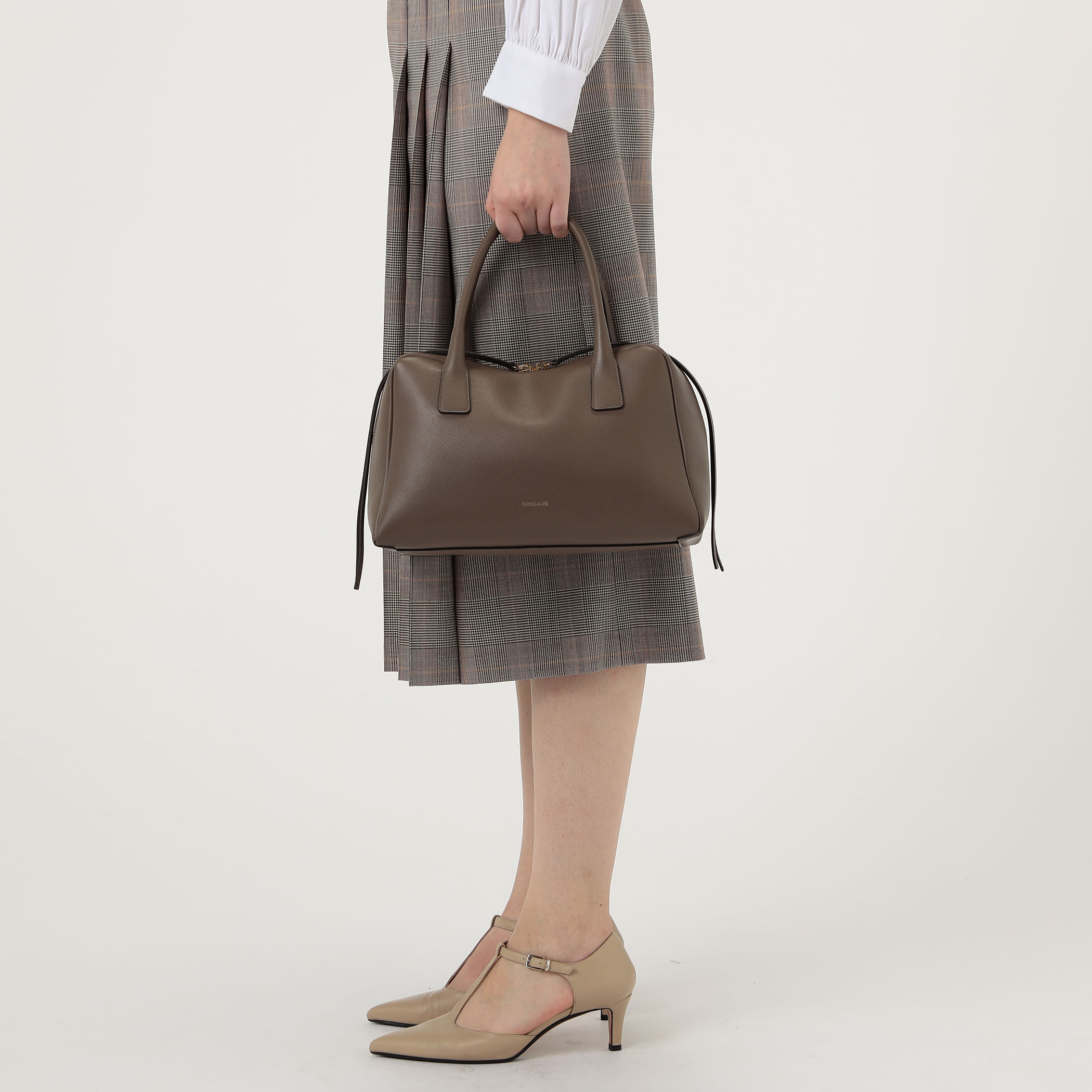 今人気！【Frenzlauer】Bowling Bag ボウリングバッグ 楽天市場】FRENZLAUER バッグ フランツロアー ボウリングバッグ