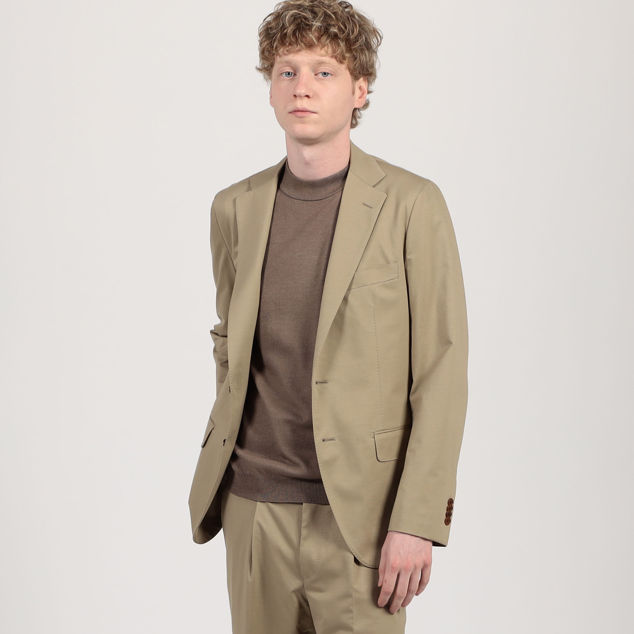 【極美品】トゥモローランド キッズ ジャケット フォーマル ツイル ストレッチ 極美品】トゥモローランド キッズ ジャケット フォーマル ツイル