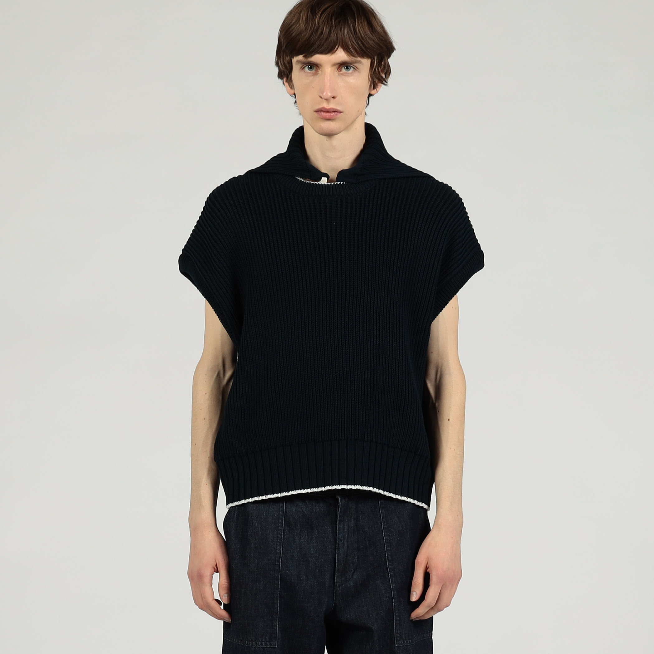 UNIFORME COTTON VEST コットン ニットベスト｜トゥモローランド