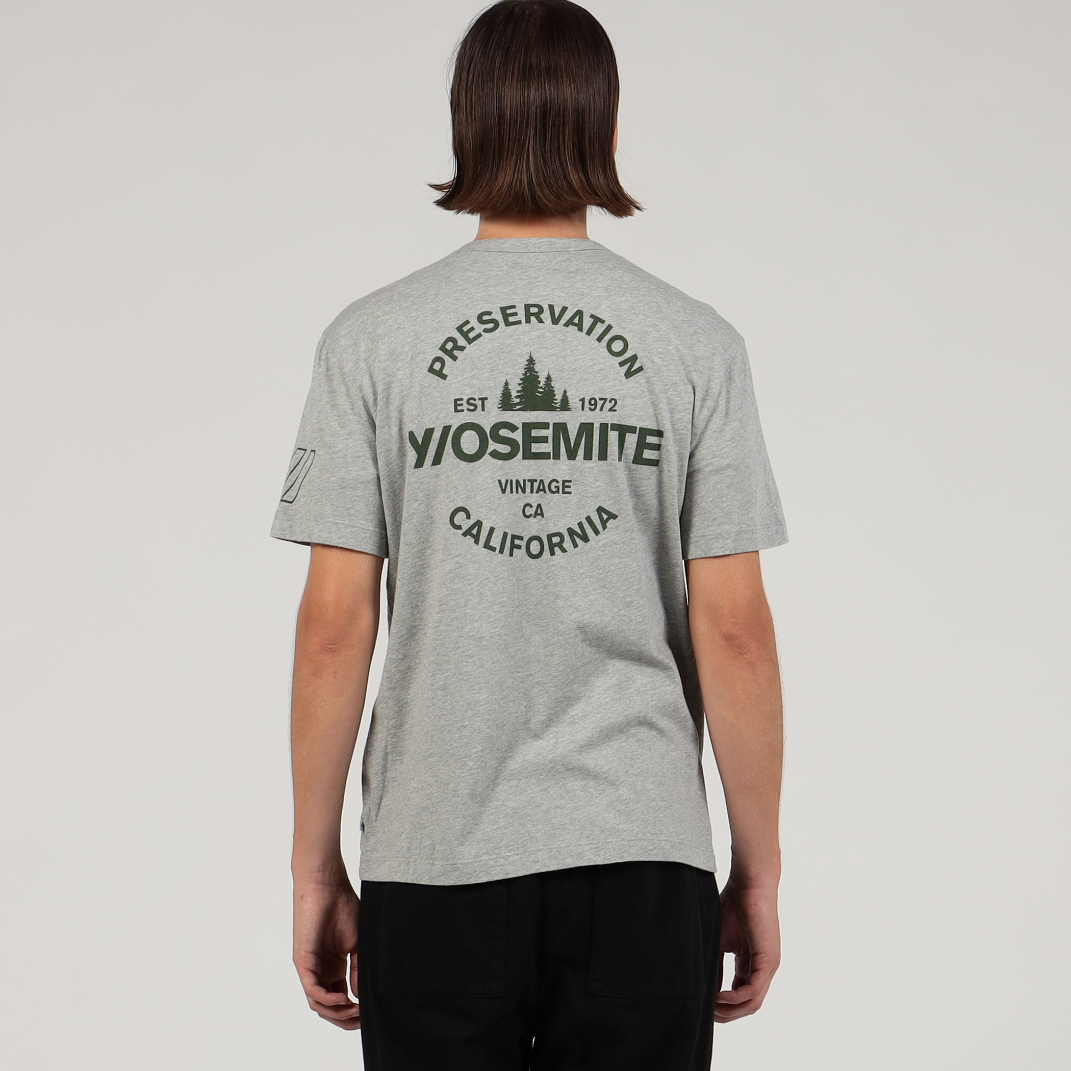 YOSEMITEロゴプリント クルーネックTシャツ MHE3311AK