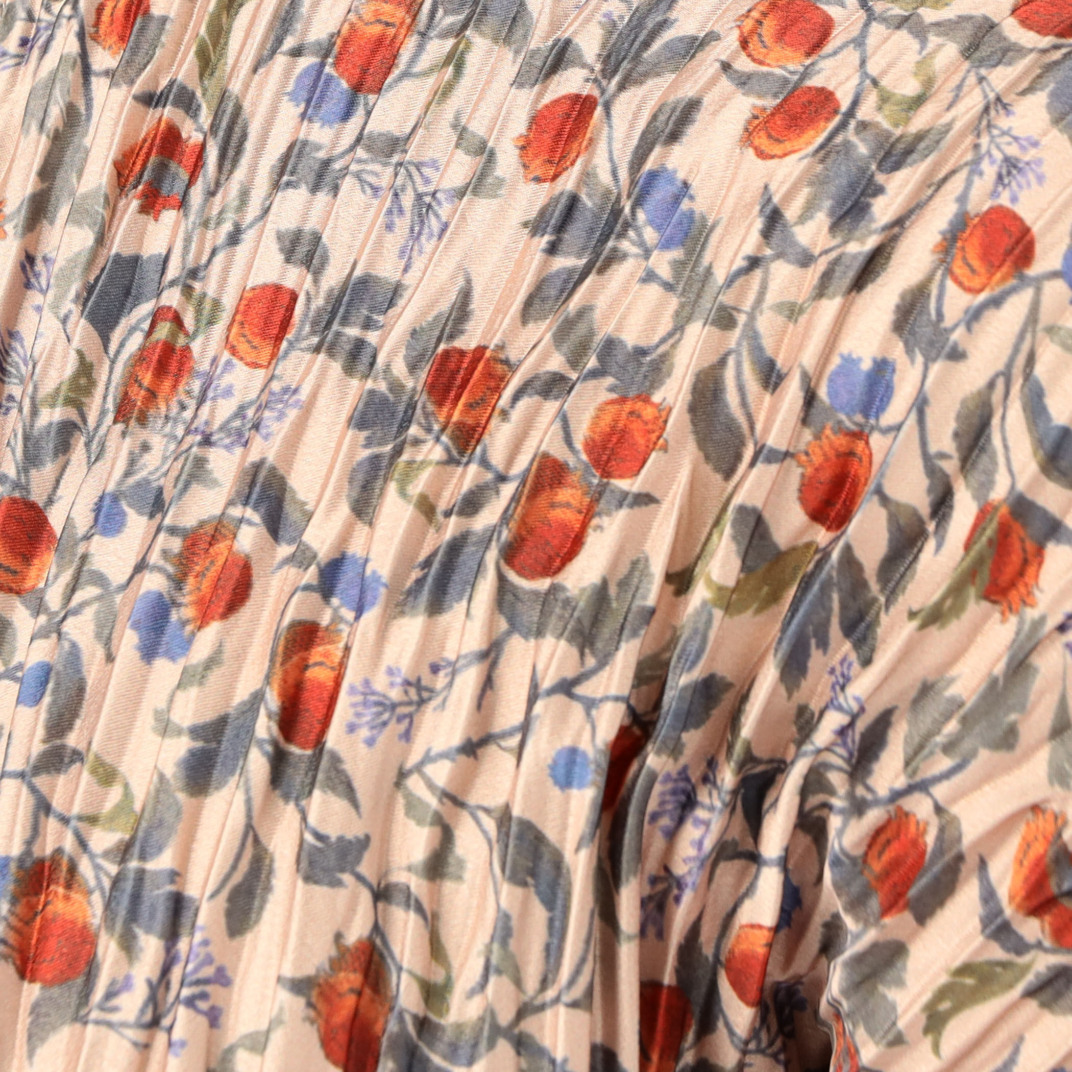 新品　近年　VINCE　ポリエステル アコーディオンプリーツ プリントブラウス VINCE ポリエステル アコーディオンプリーツ プリントブラウス