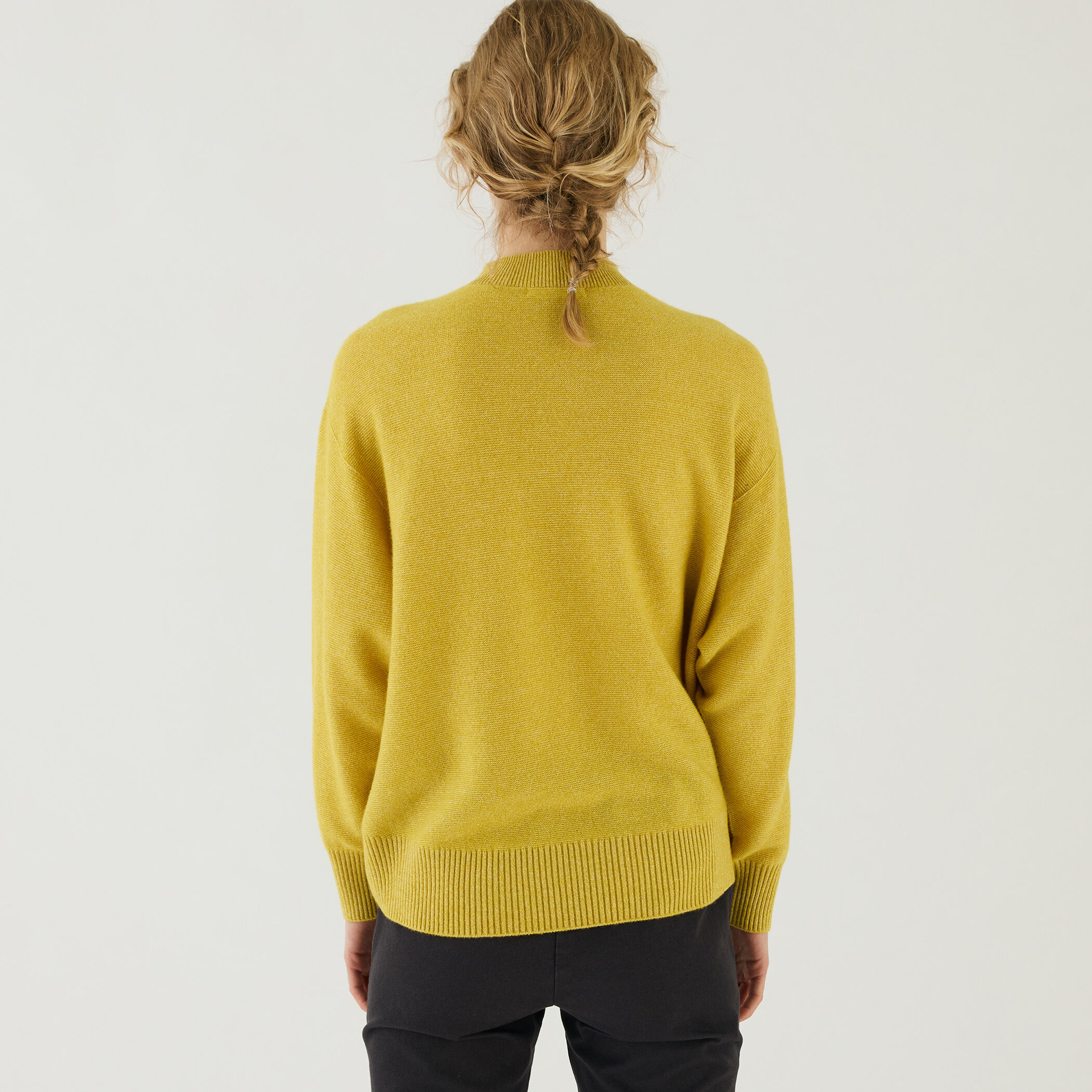 カシミヤコットン ビルドネックプルオーバー｜トゥモローランド