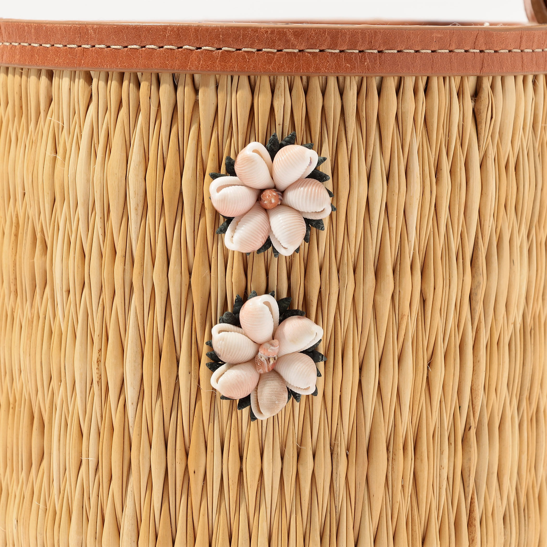 HEIMAT ATLANTICA CUPID LARGE COWHIDE かごバッグ｜トゥモローランド