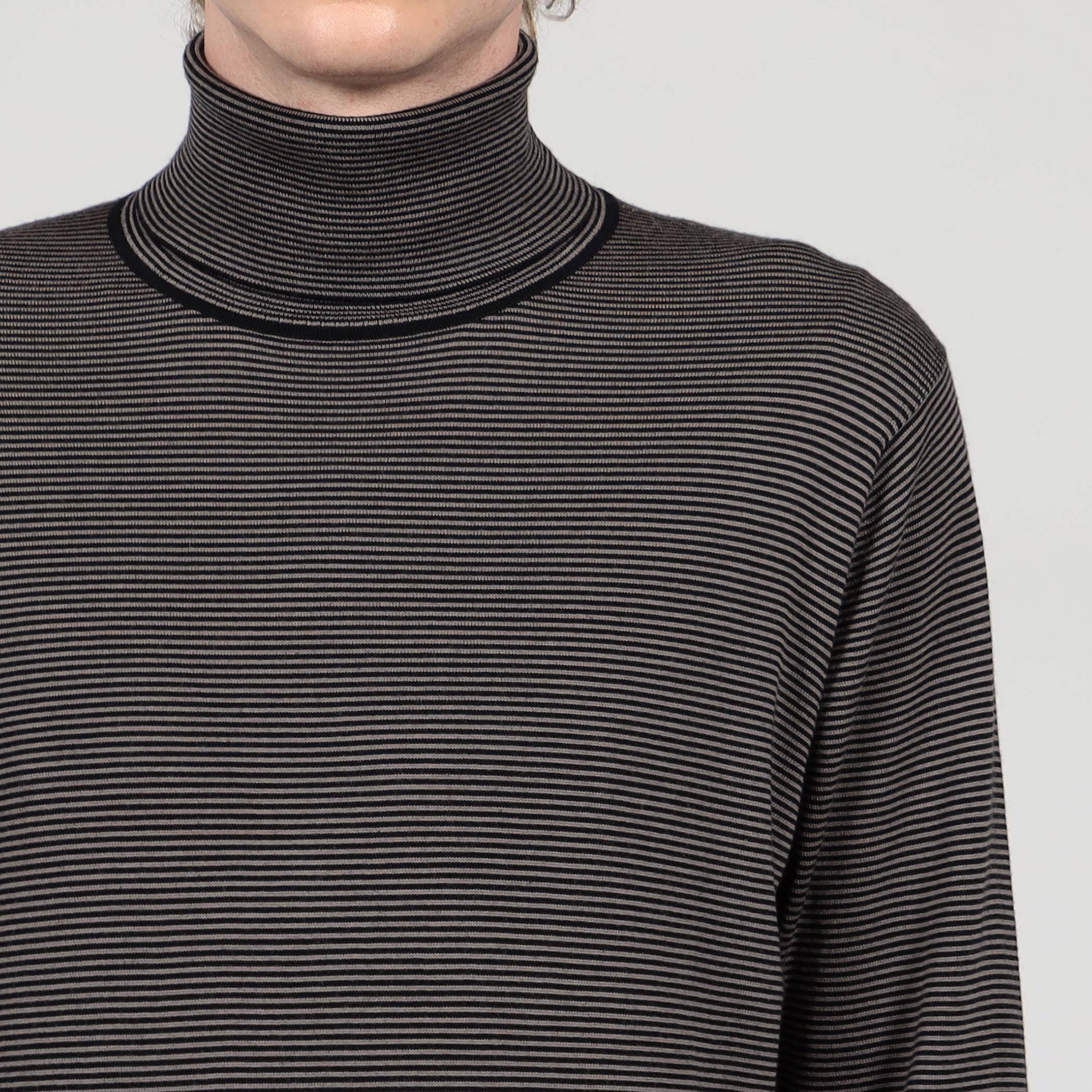 TOMORROWLAND tricot スーパーファインメリノウール タートルネック S