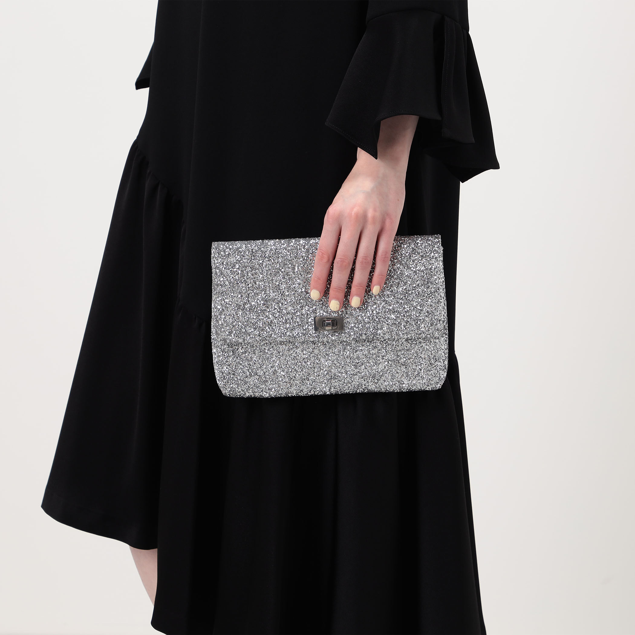 ANYA HINDMARCH EVENING クラッチバッグ｜トゥモローランド 公式サイト