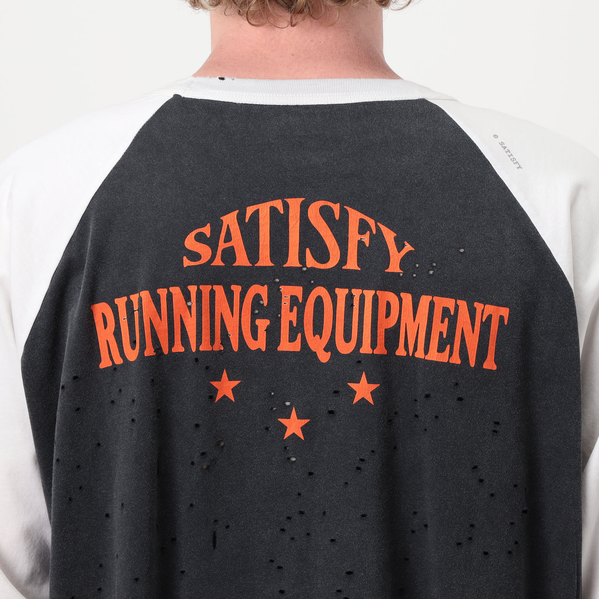 #*1様 SATISFY MothTech BaseballT フットボールTシ SATISFY MothTech BaseballT フットボールTシャツ｜トゥモローランド