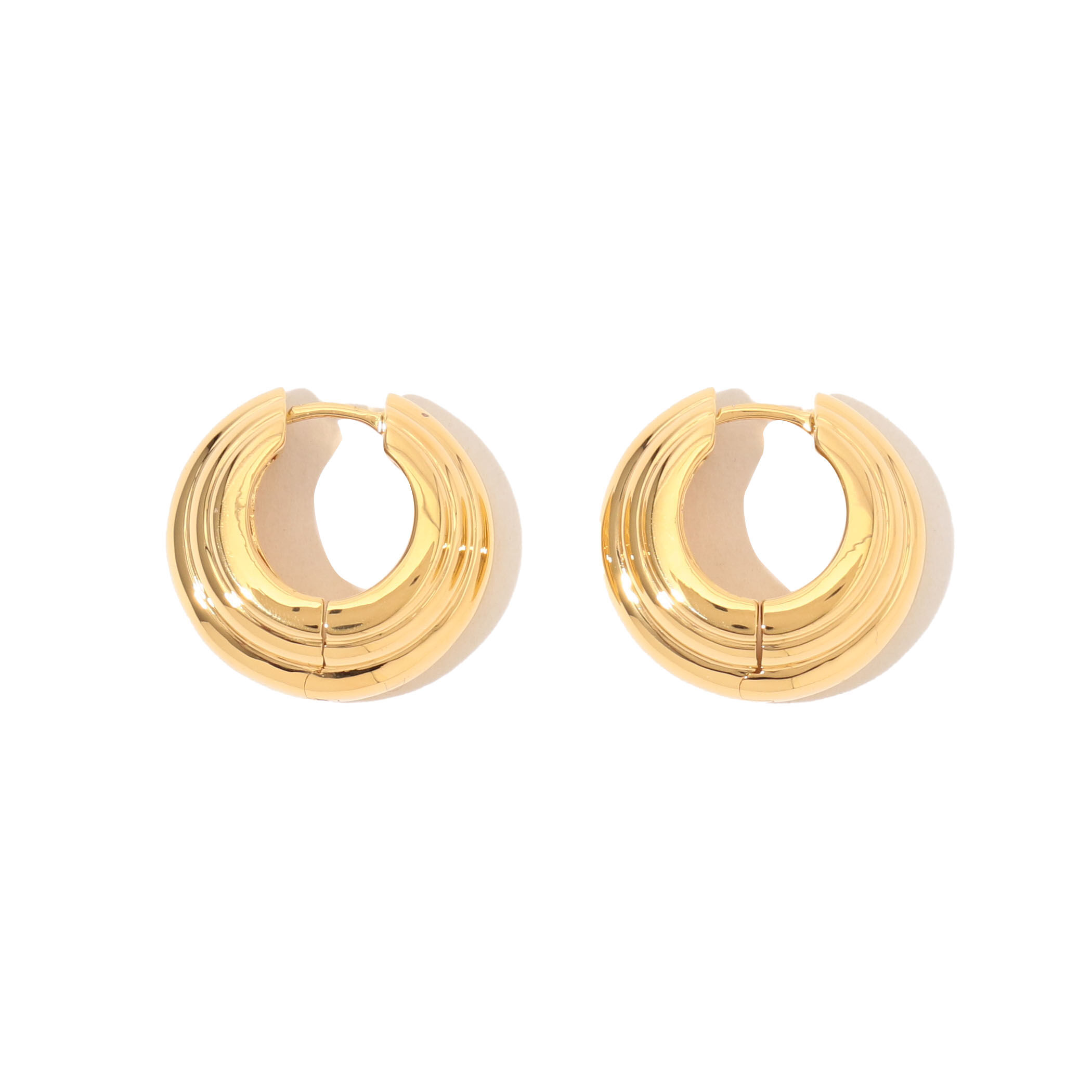 Otiumberg. フープピアス｜トゥモローランド 公式通販