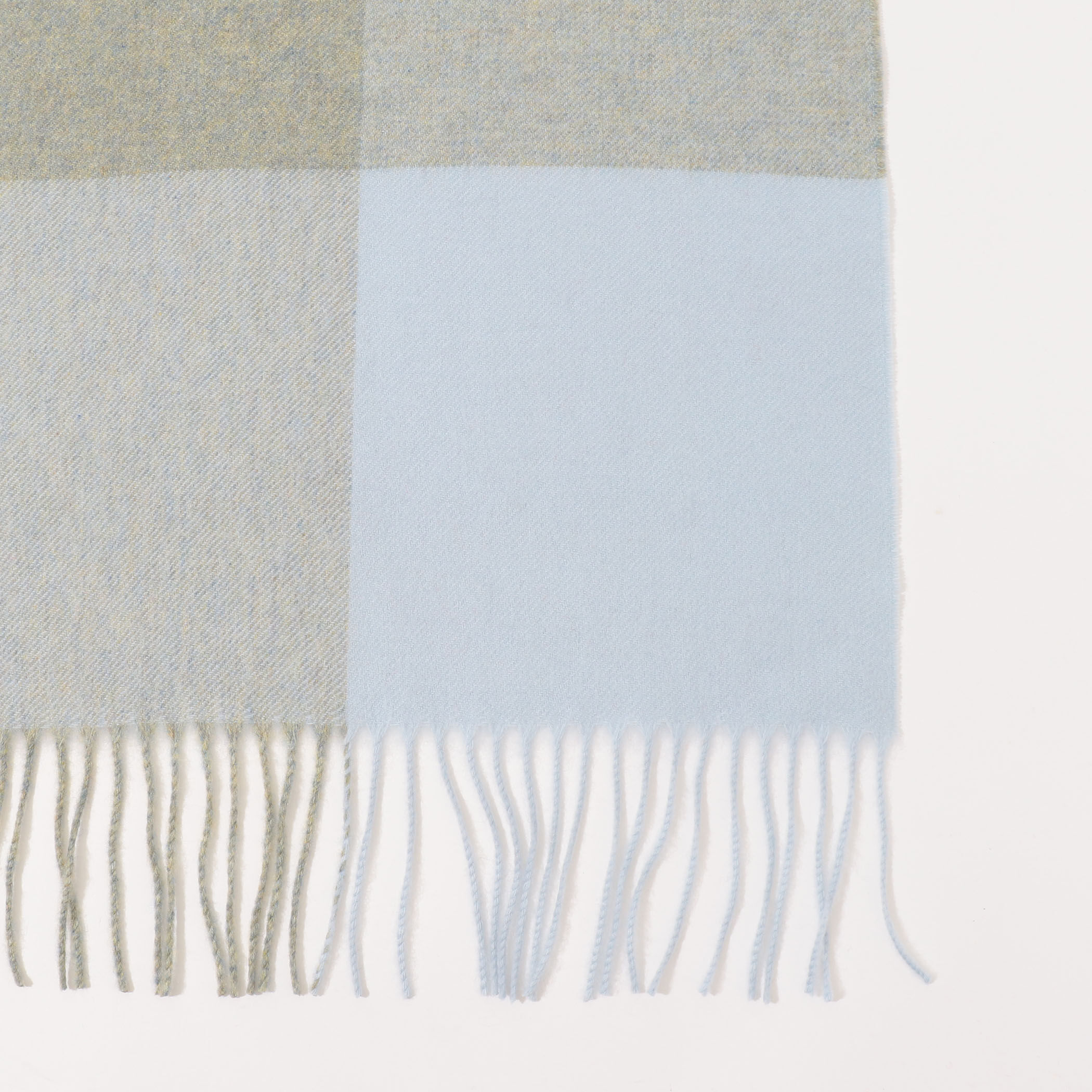 Johnstons of Elgin カシミヤチェックストール