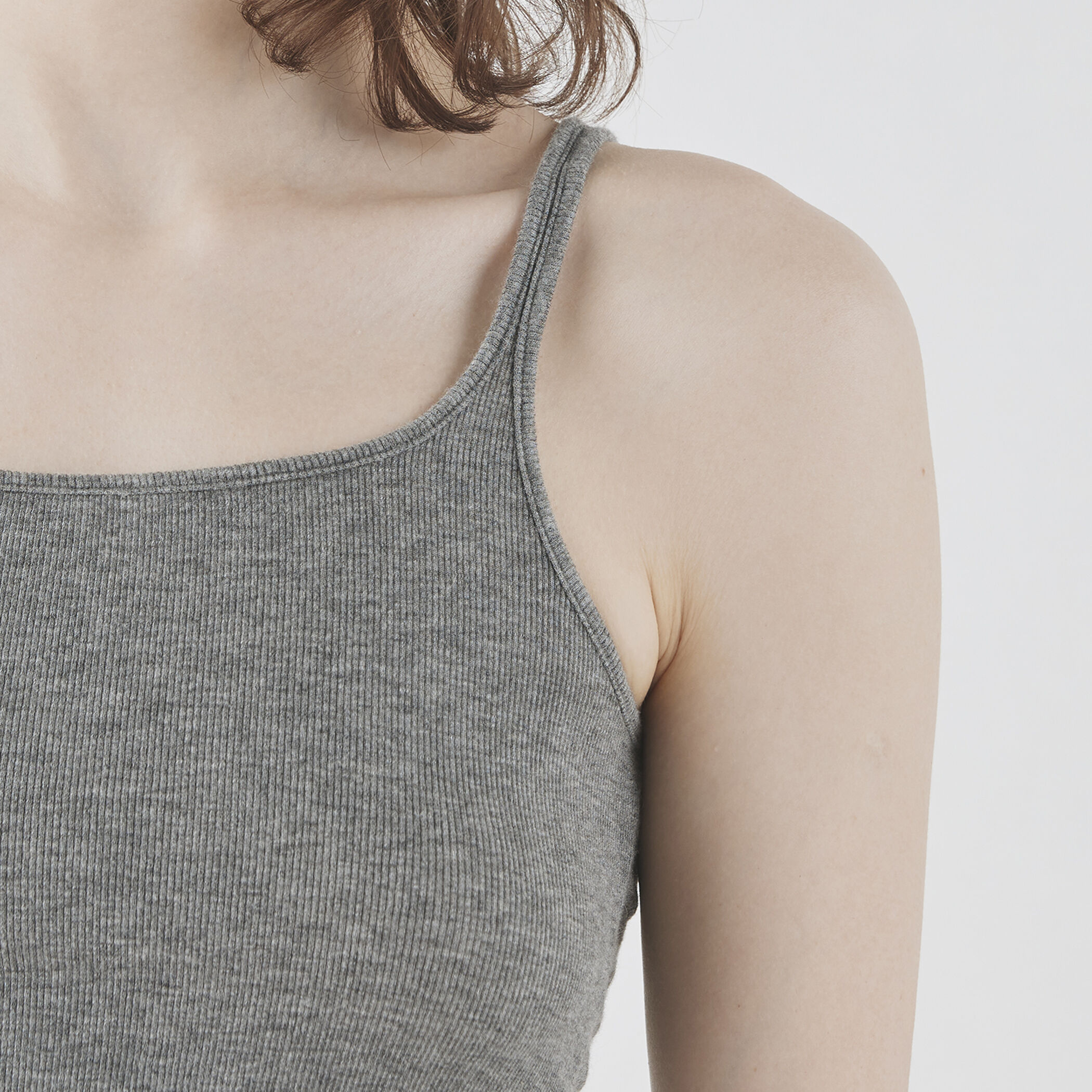 専用・ローマの休日　フェニックス　キャミソール　m プチさんのための カップが浮きにくいこだわりライン 洗練ブラ