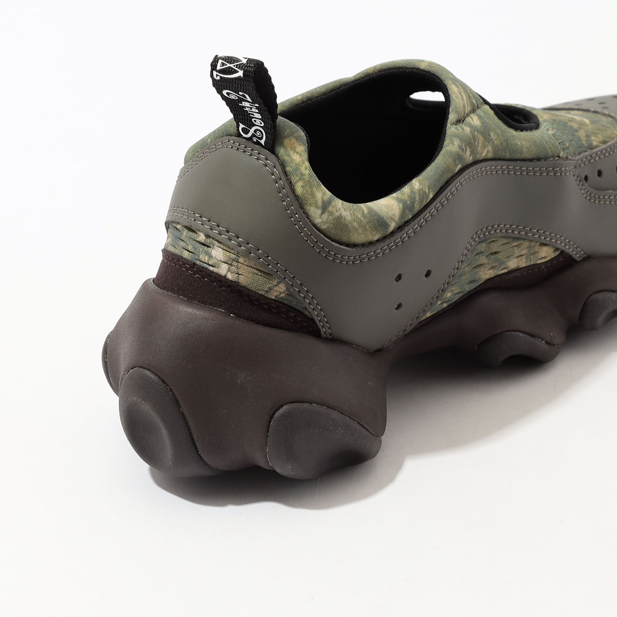 □Oakley Factory Team × SOUTH2 WEST8 FLESH SANDAL スニーカー