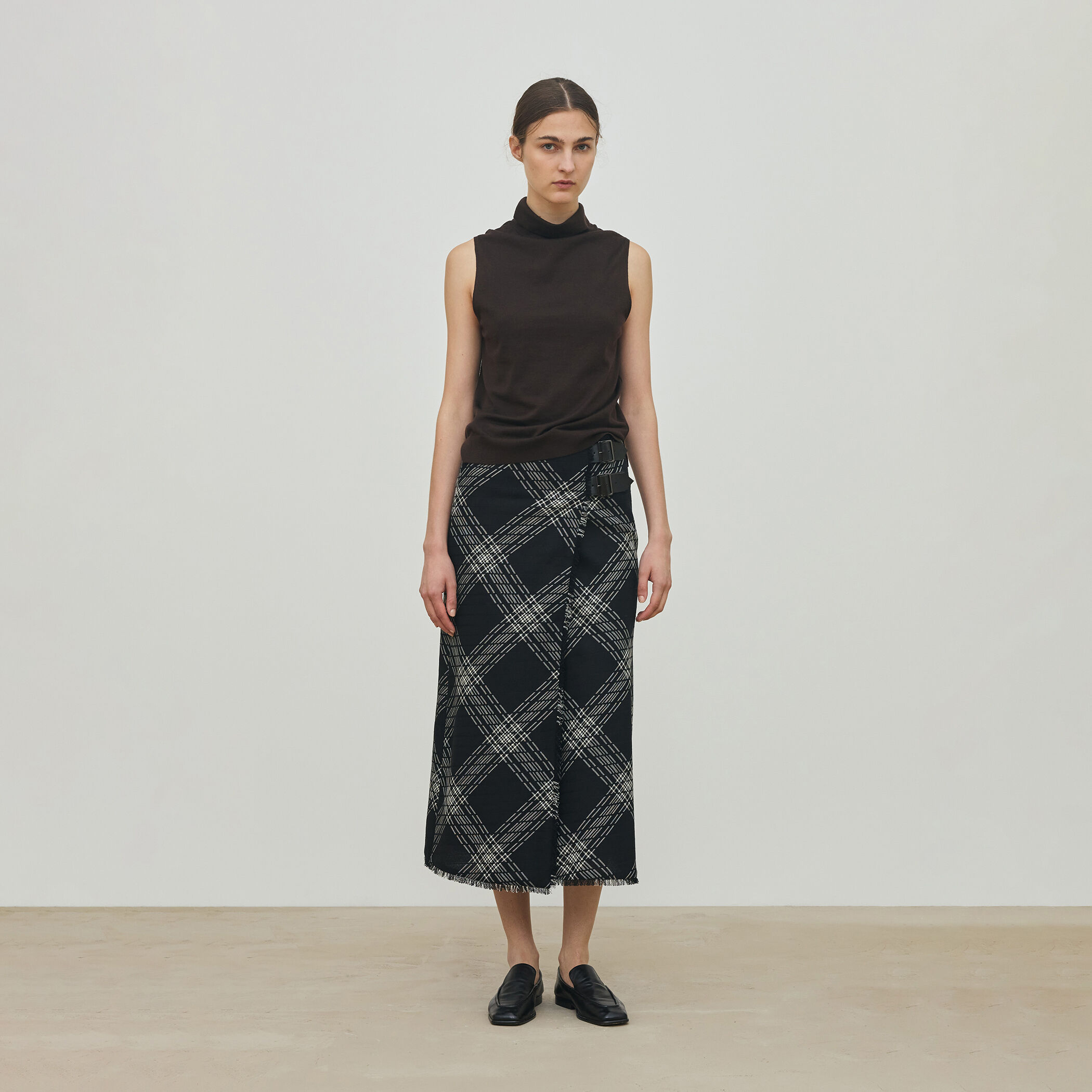 ハイツイストウールチェック ラップスカート｜トゥモローランド 公式通販