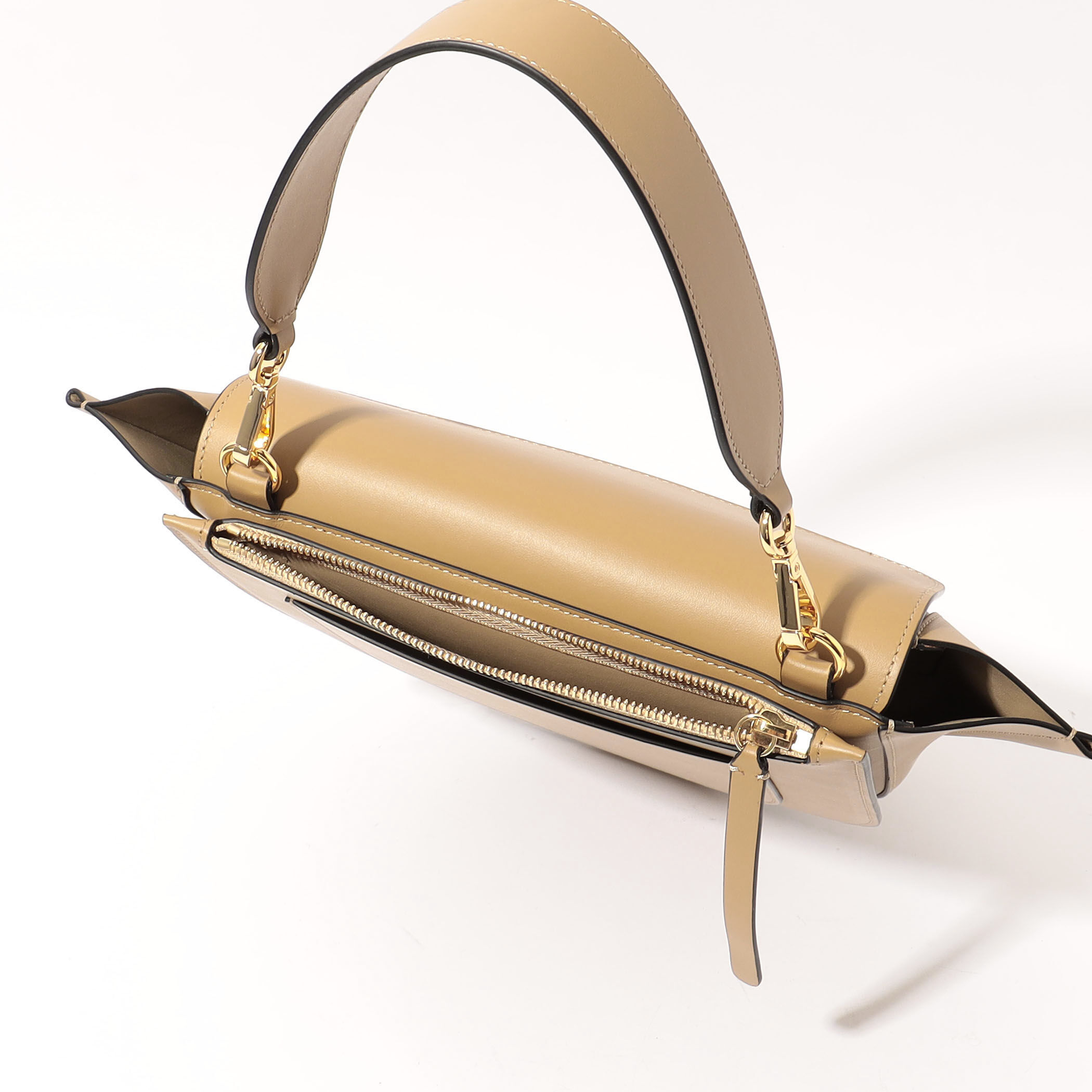 WANDLER HORTENSIA MEDIUM ショルダーバッグ｜トゥモローランド