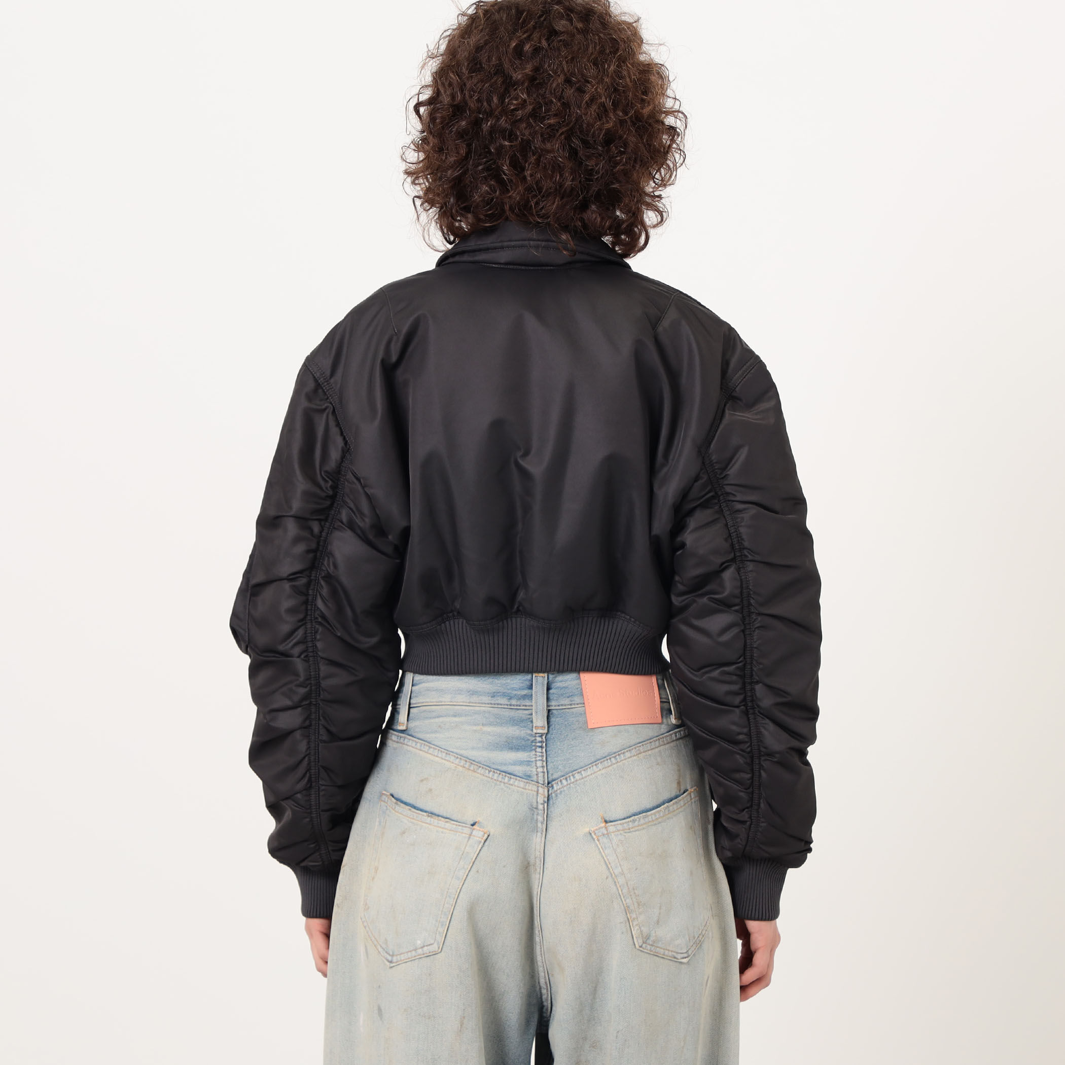Acne Studios クロップドボンバージャケット｜トゥモローランド 公式サイト