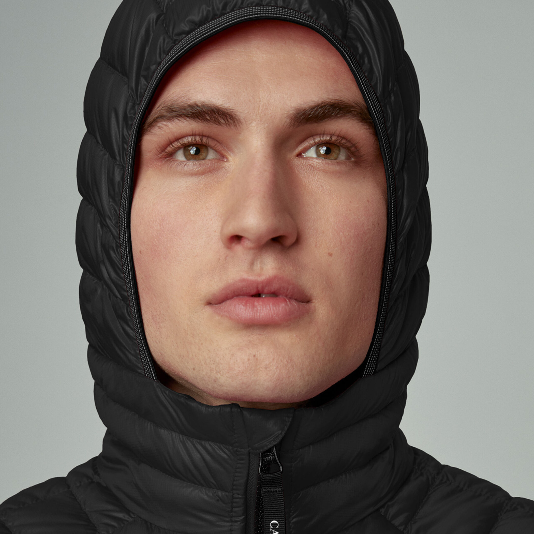 CANADA GOOSE Hybridge Lite Tech Hoody ダウンジャケット CANADA GOOSE Hybridge Lite Tech Hoody ダウンジャケット