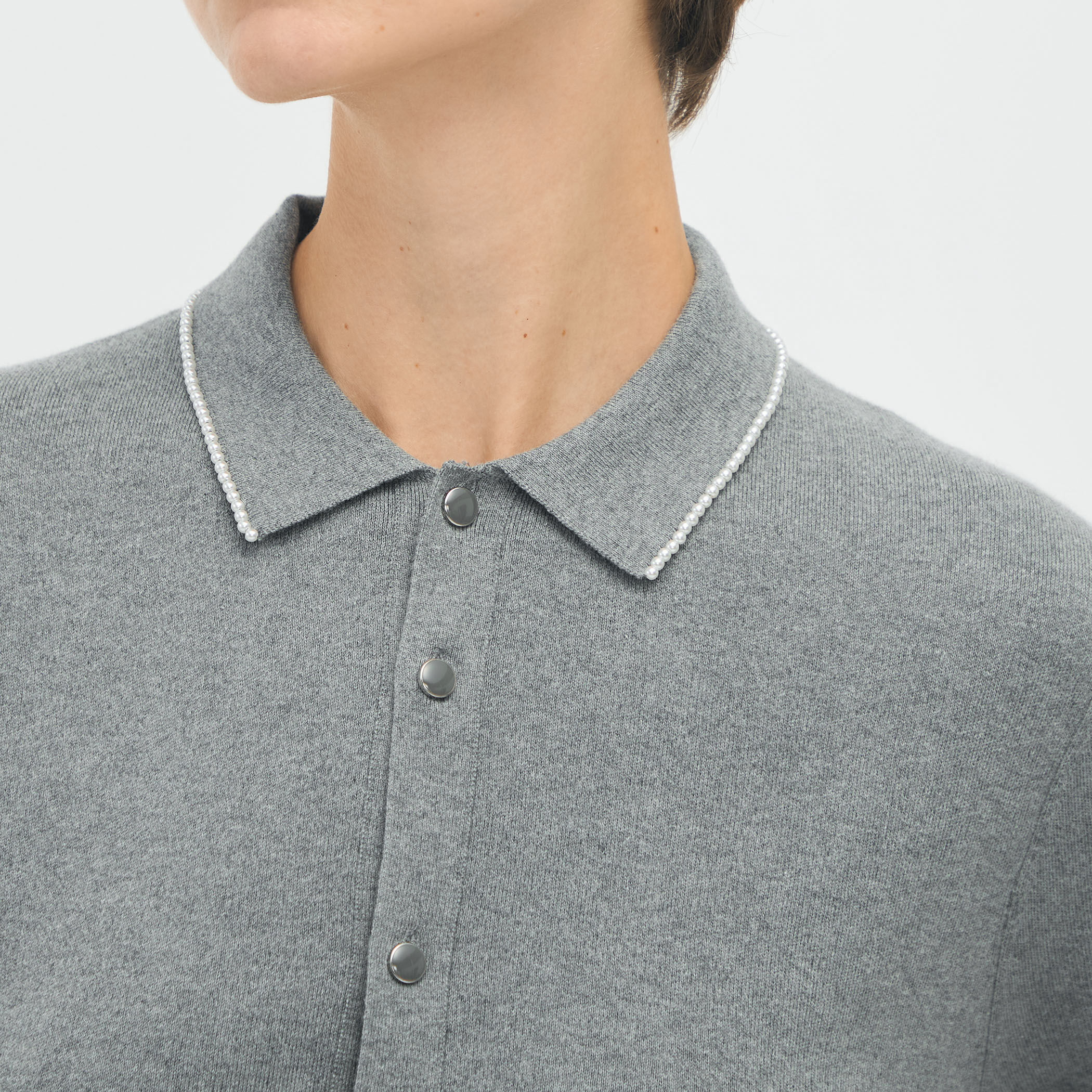 コットンカシミヤ パールポロカーディガン｜トゥモローランド