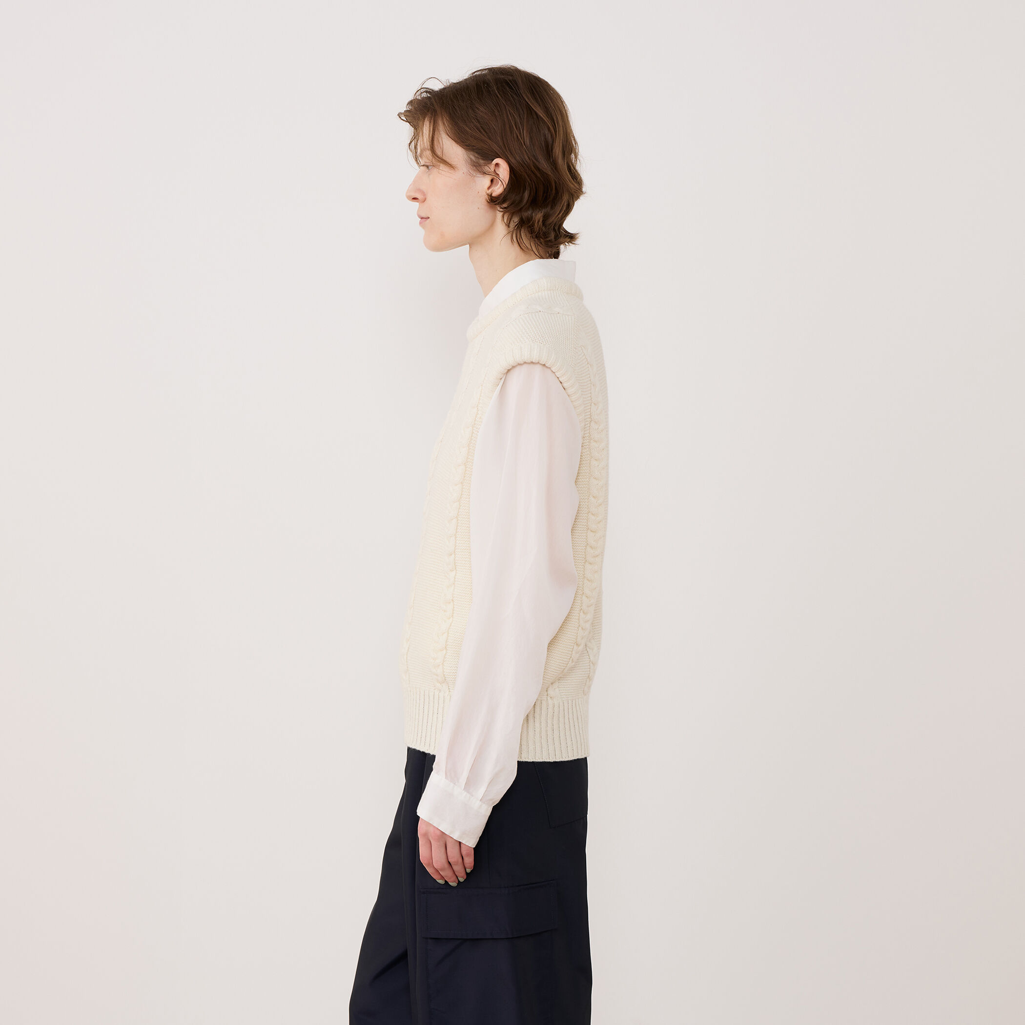 ウールヘンプケーブル クルーネックベスト｜トゥモローランド 公式通販