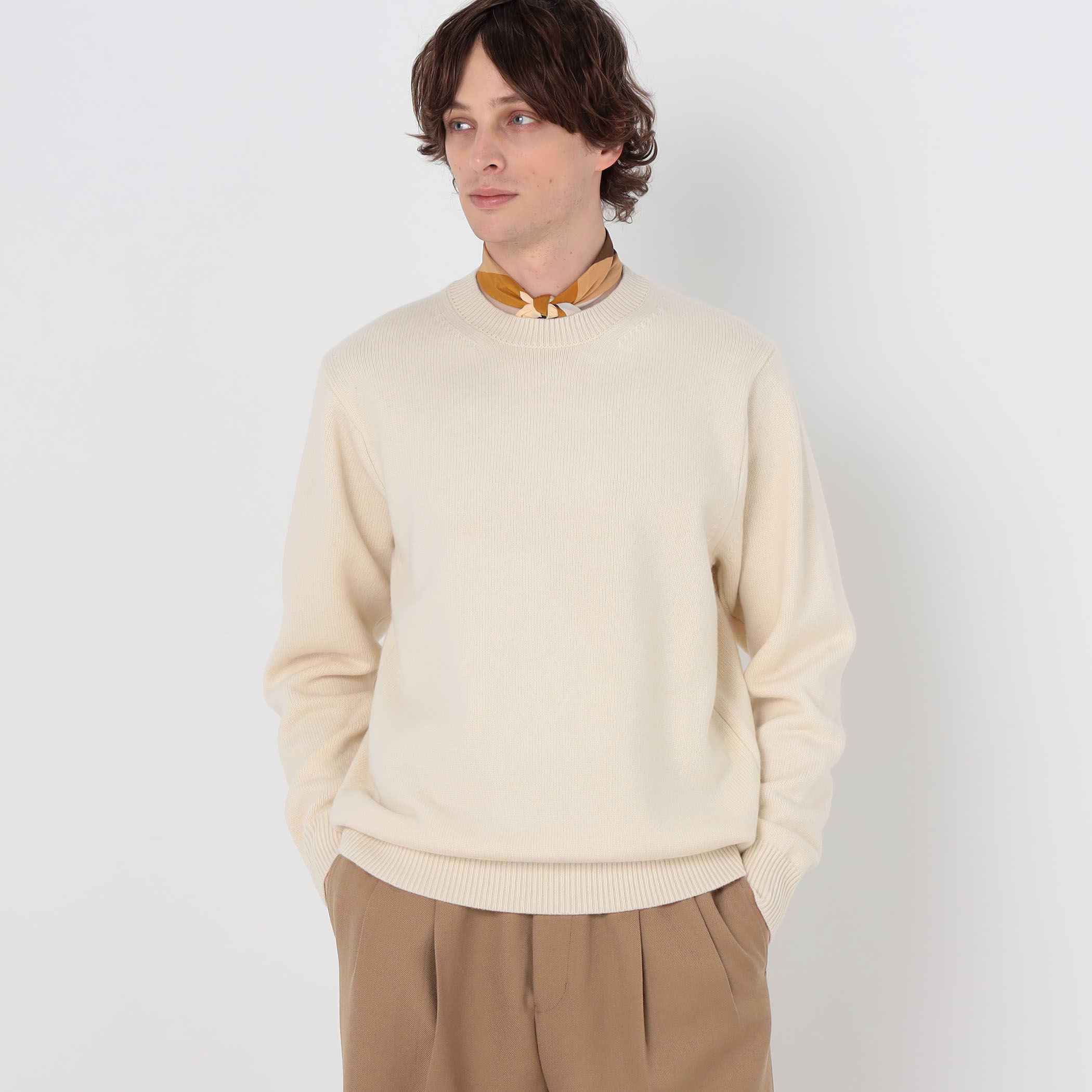 WEB先行予約】TOMORROWLAND tricot ラムズウール クルーネックニット