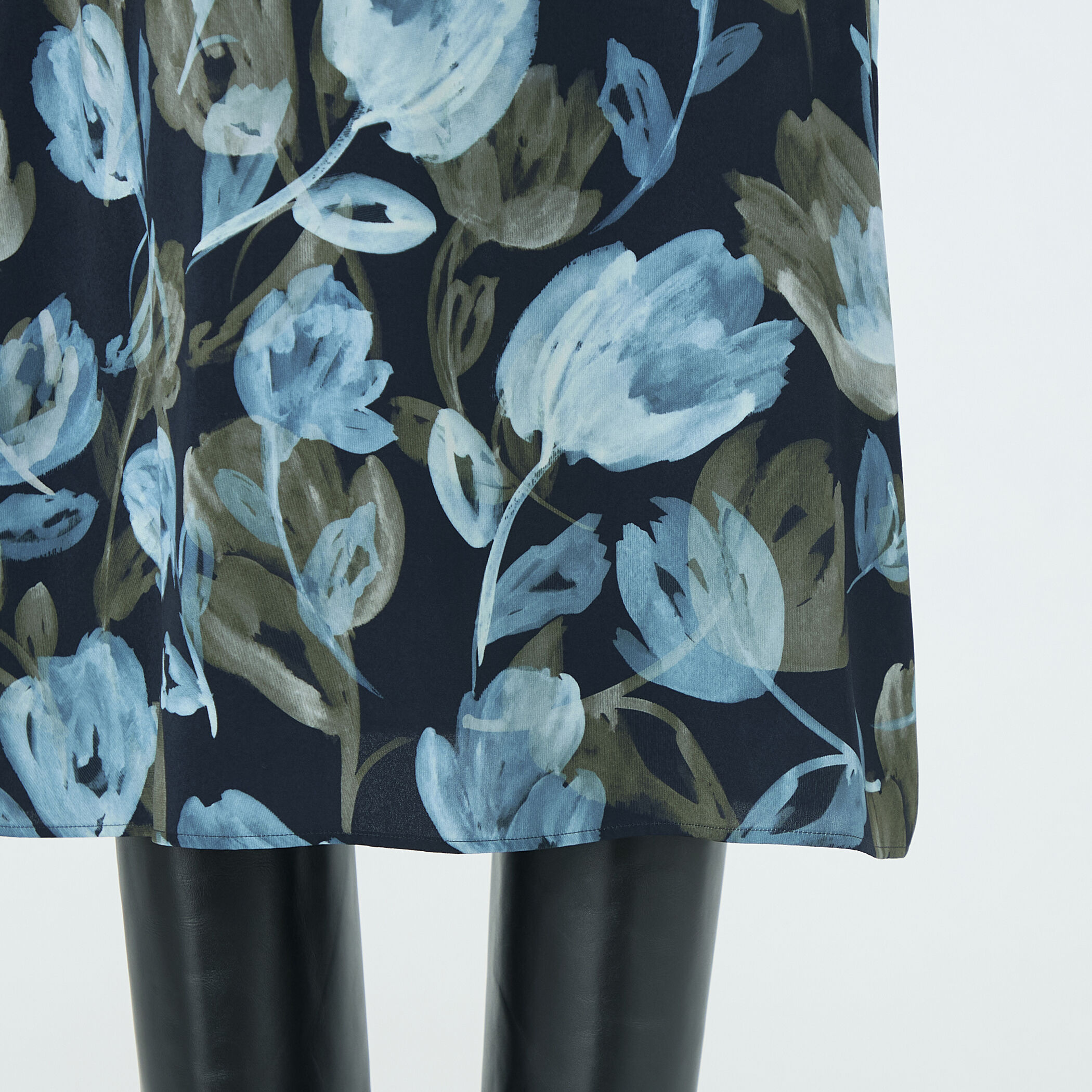 ミラージュフルールプリント バックタックワンピース