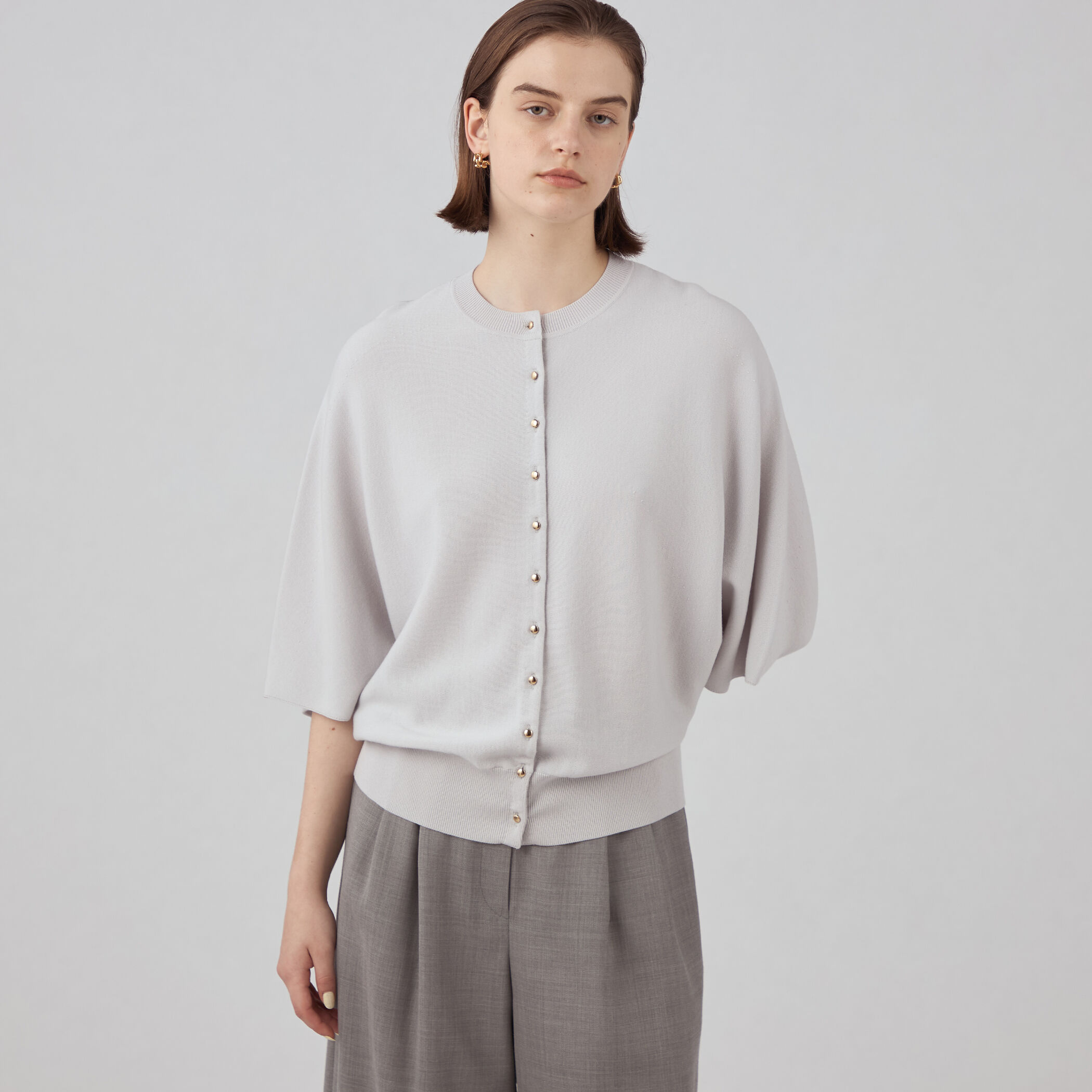 バウンススムース バタフライカーディガン｜トゥモローランド 公式通販