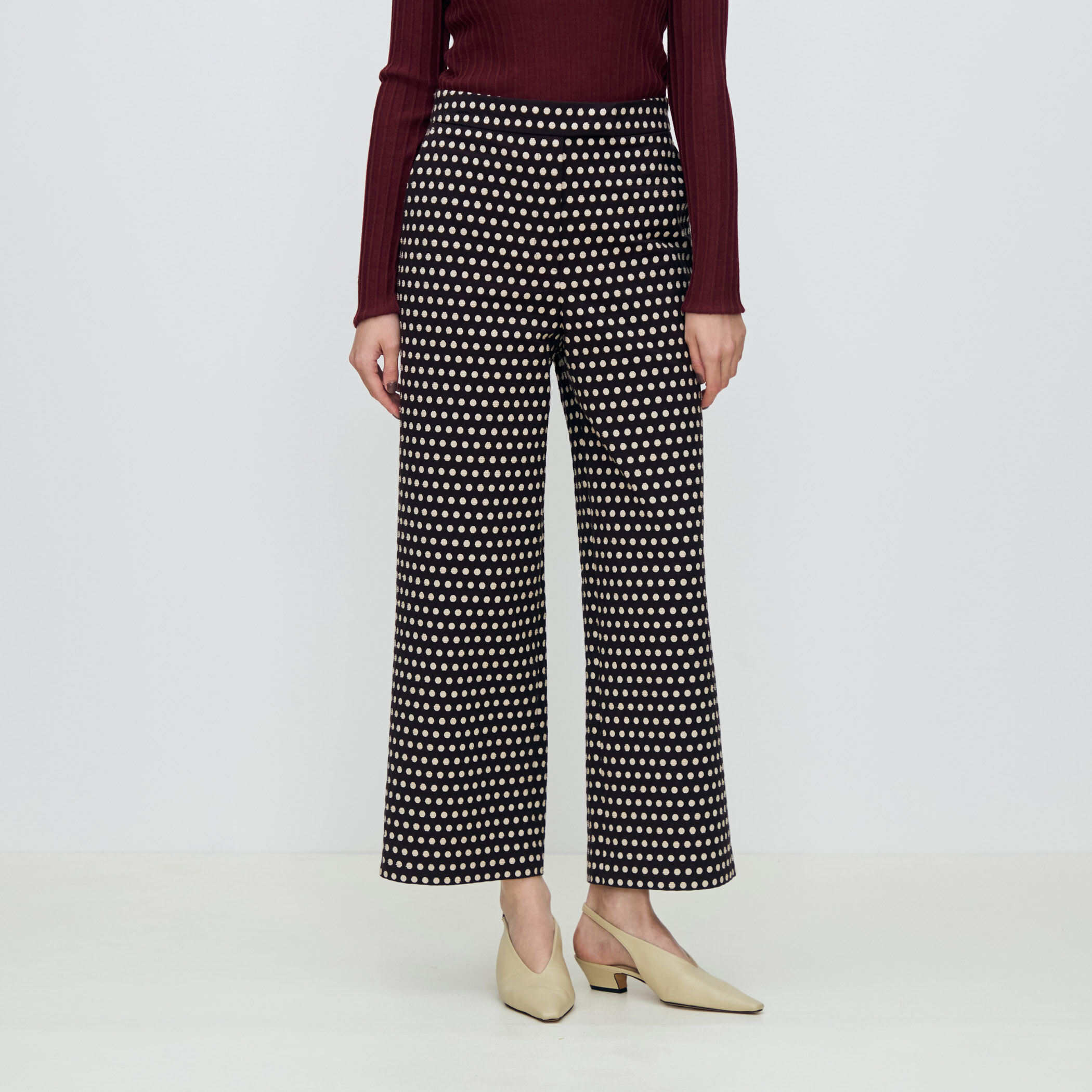 ■専用■美品 トゥモローランド 2万円 ホワイトの上品ワイドパンツ B506 美品 トゥモローランド 2万円 ホワイトの上品ワイドパンツ B506