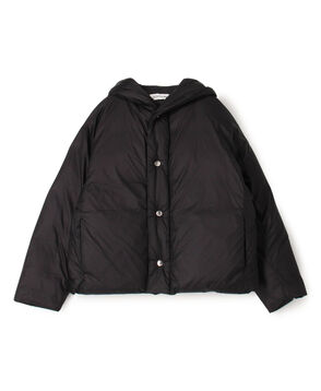 ナイロン ダウンジャケット