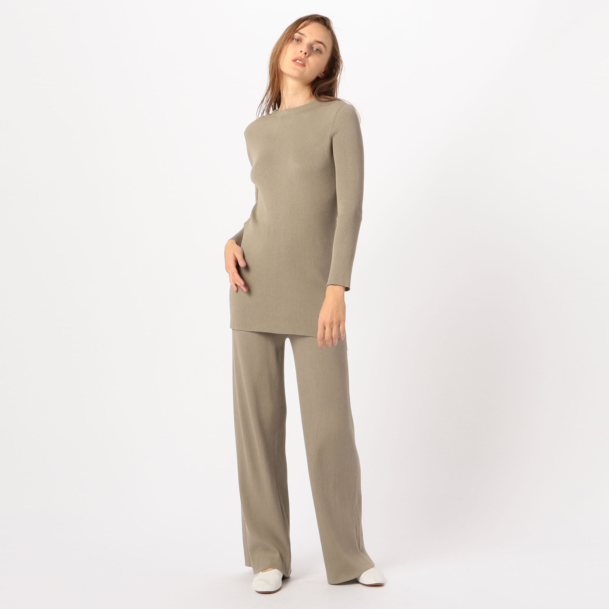 ギザコットンリブ ストレートパンツ｜トゥモローランド 公式通販