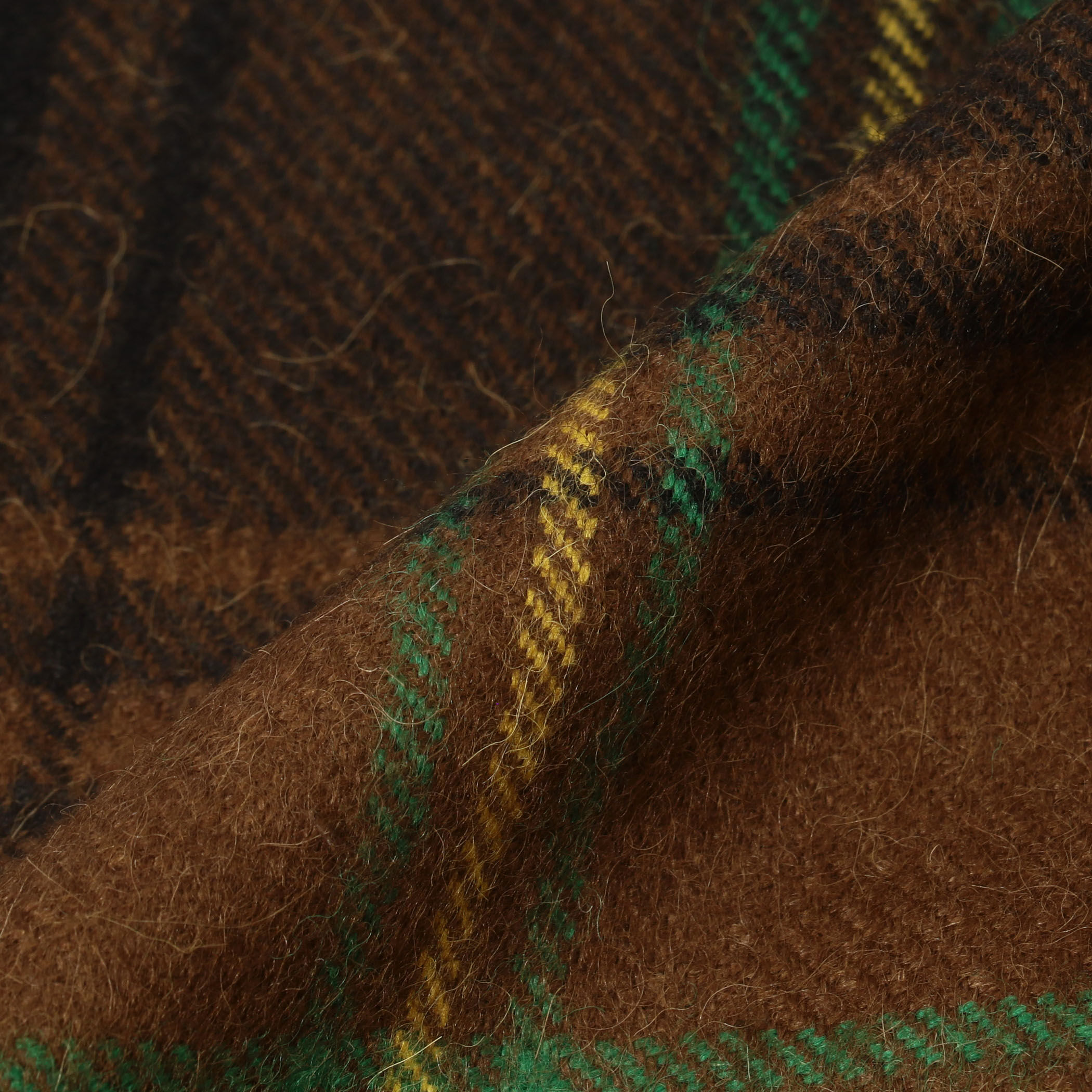 別注】MAGNIBERG QUEEN SCARF｜トゥモローランド 公式通販