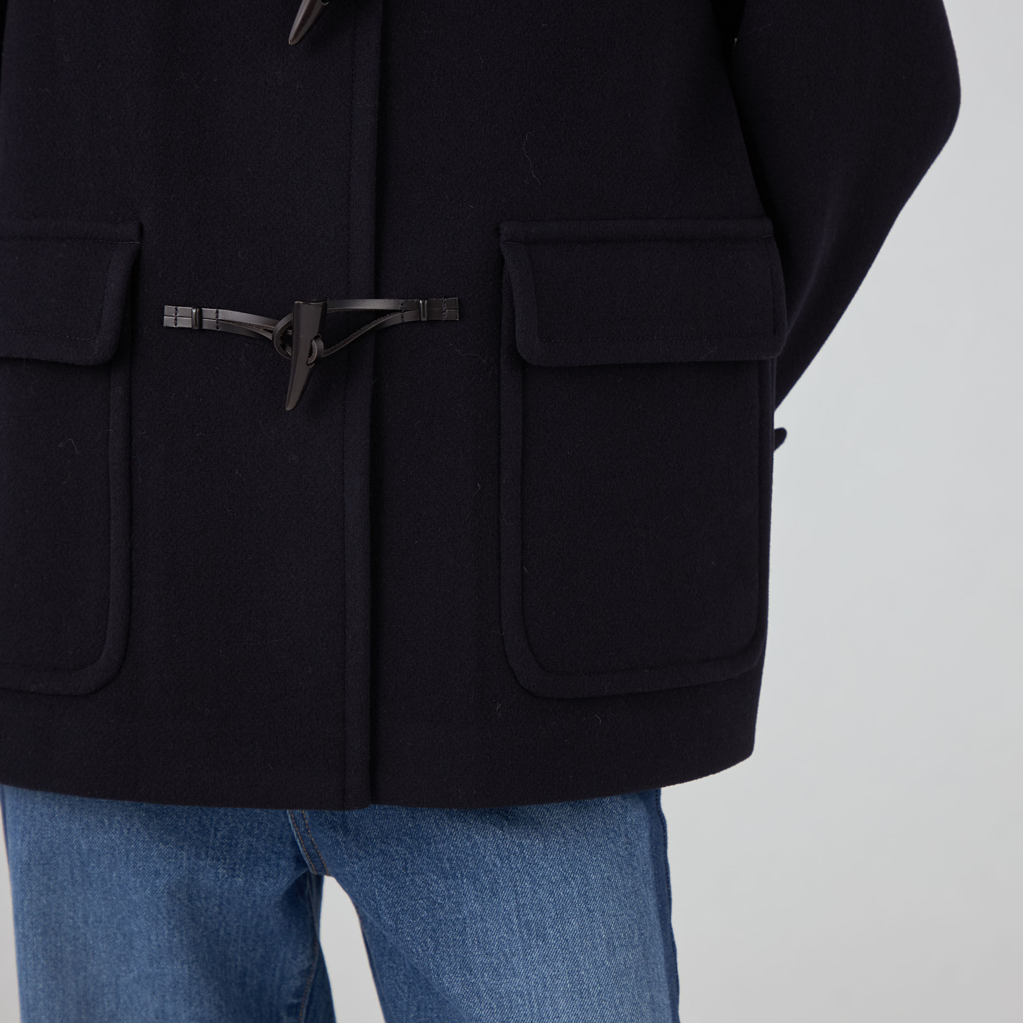 ウールナイロンメルトン ダッフルショートコート｜トゥモローランド