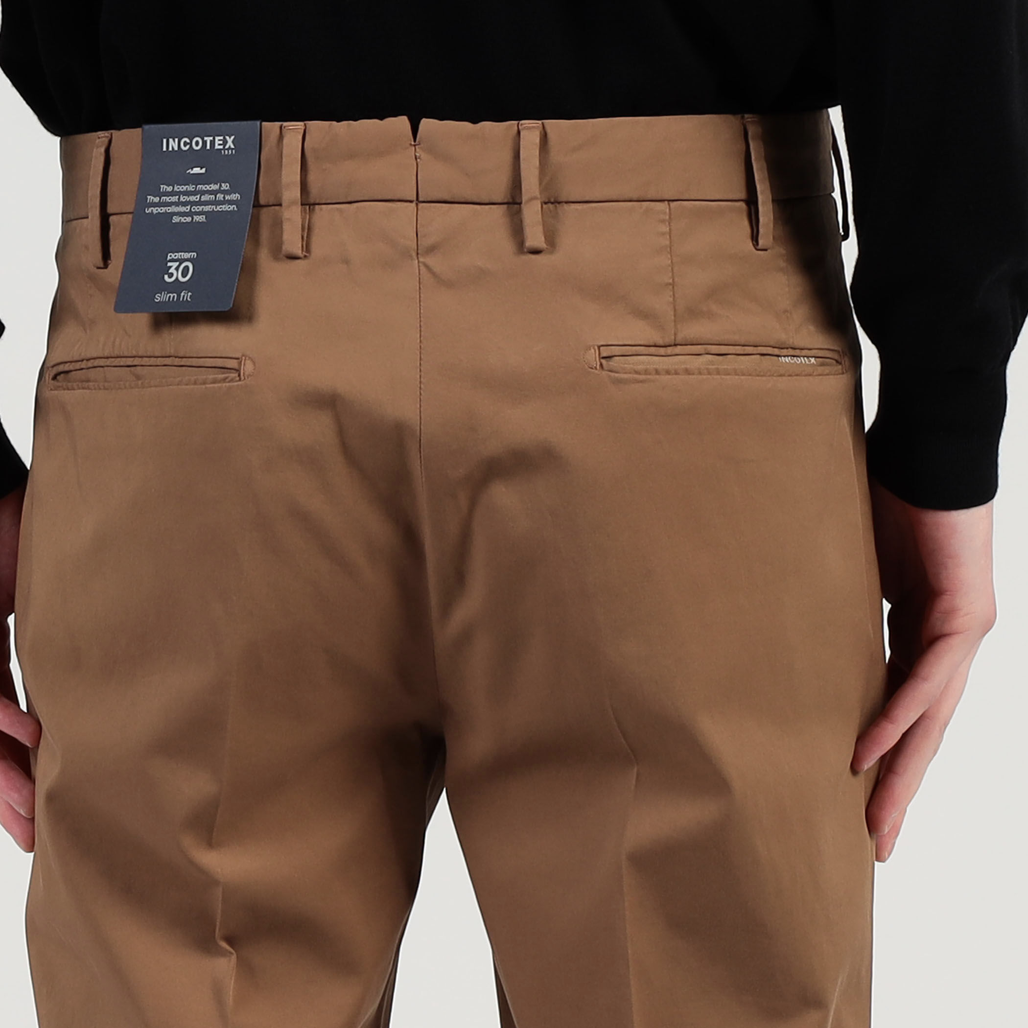 INCOTEX コットンポリウレタン スリムパンツ｜トゥモローランド 公式サイト