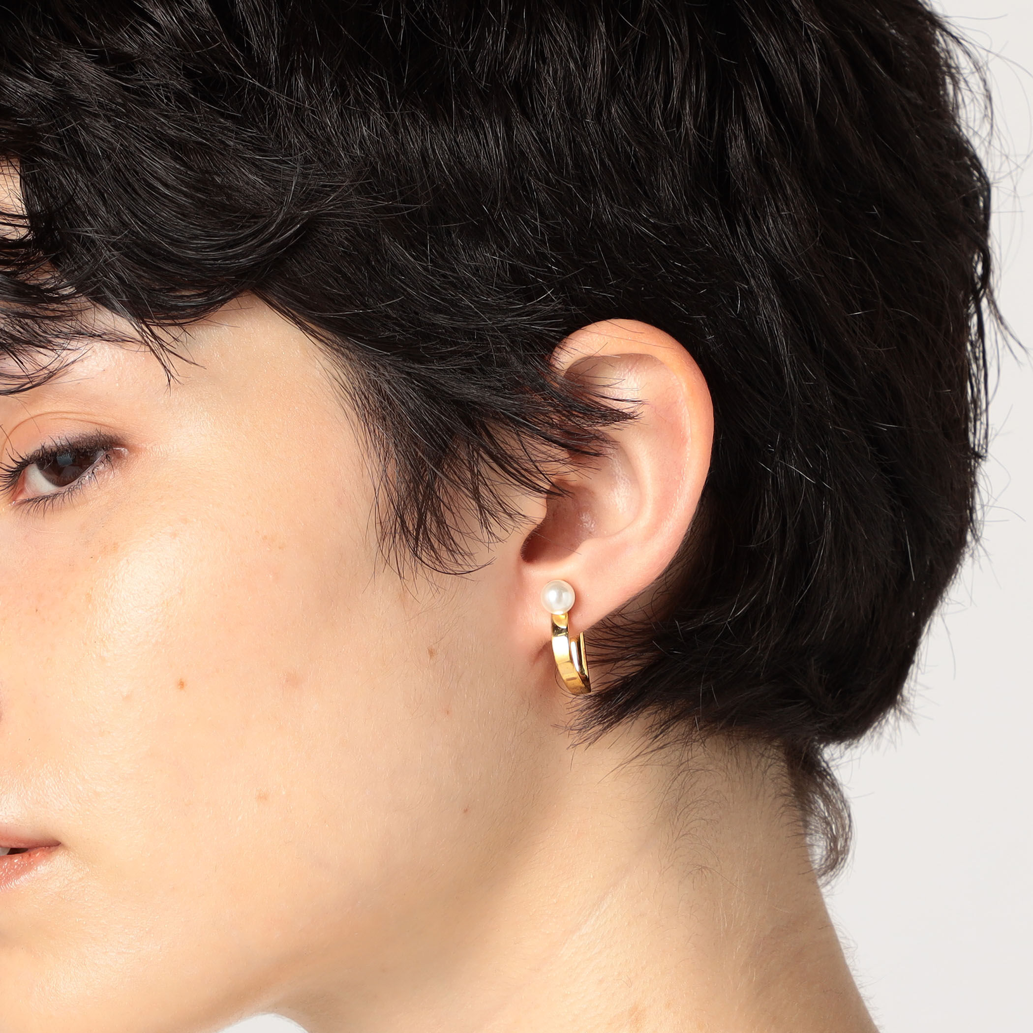 別注】januka Pearl イヤリング｜トゥモローランド 公式サイト