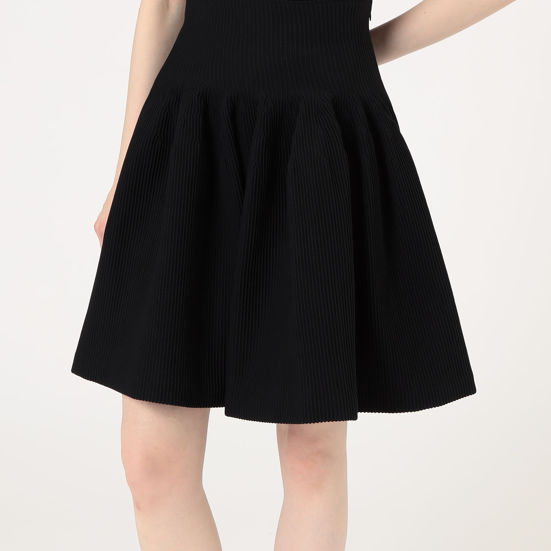 CFCL HYPHA MINI SKIRT｜トゥモローランド 公式通販