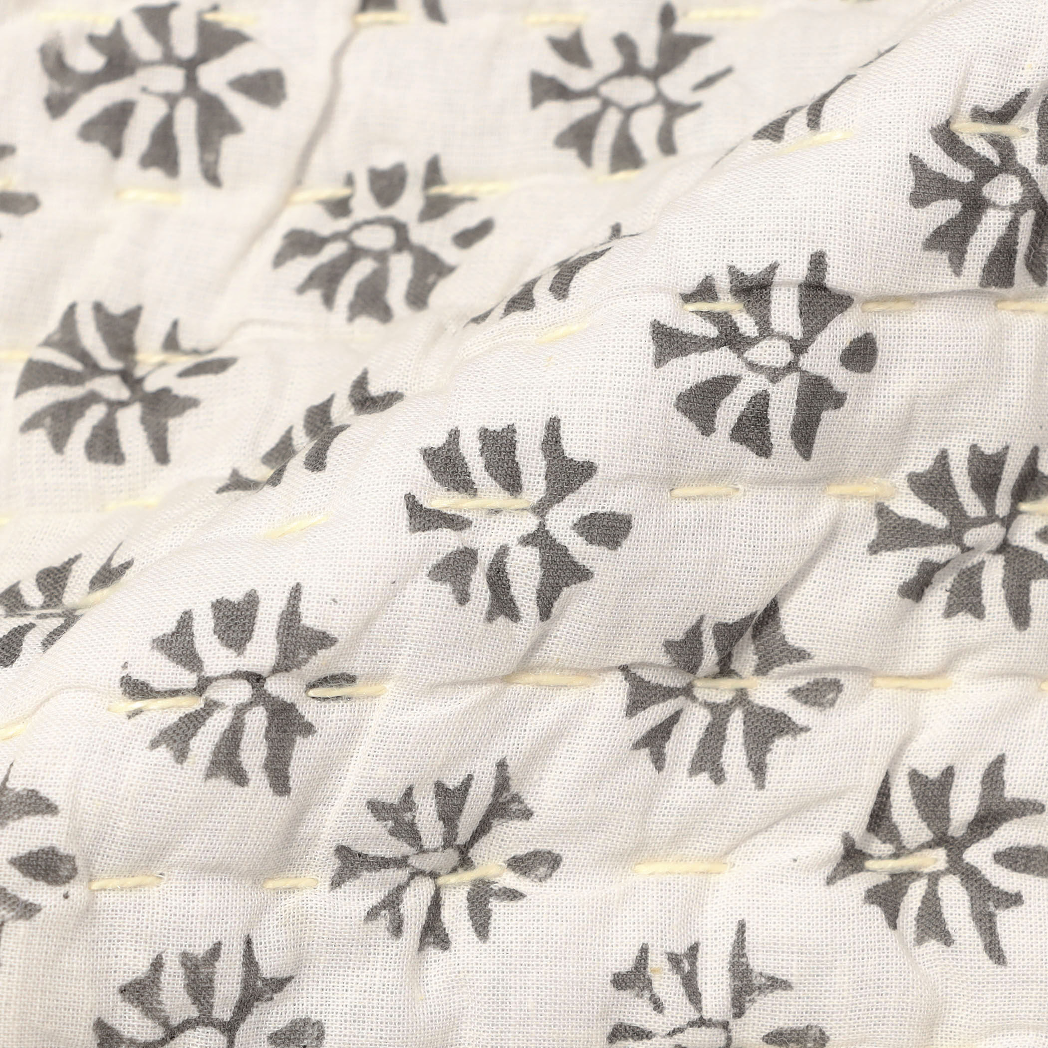 ブロックプリントキルト マルチカバー L｜トゥモローランド 公式通販