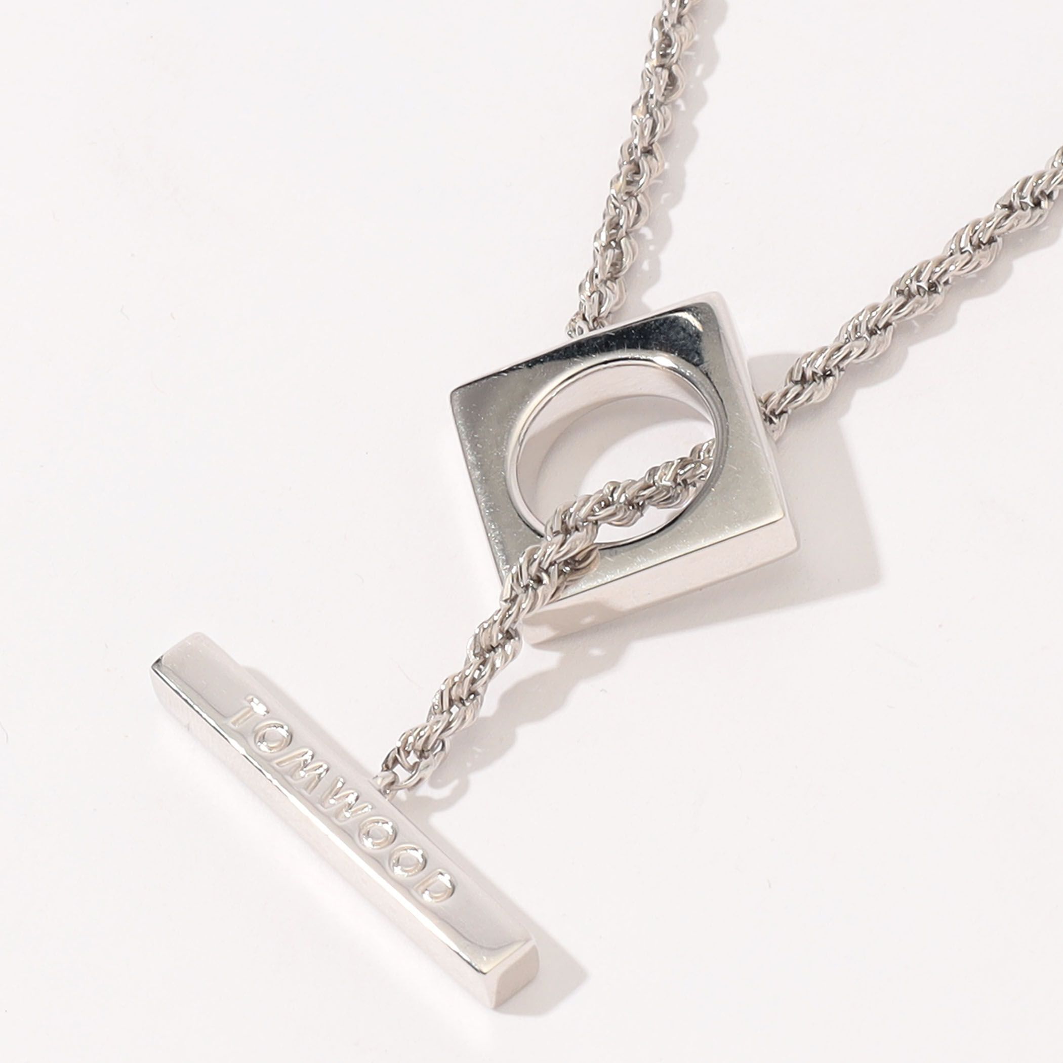 TOM WOOD Square Rope Chain｜トゥモローランド 公式通販