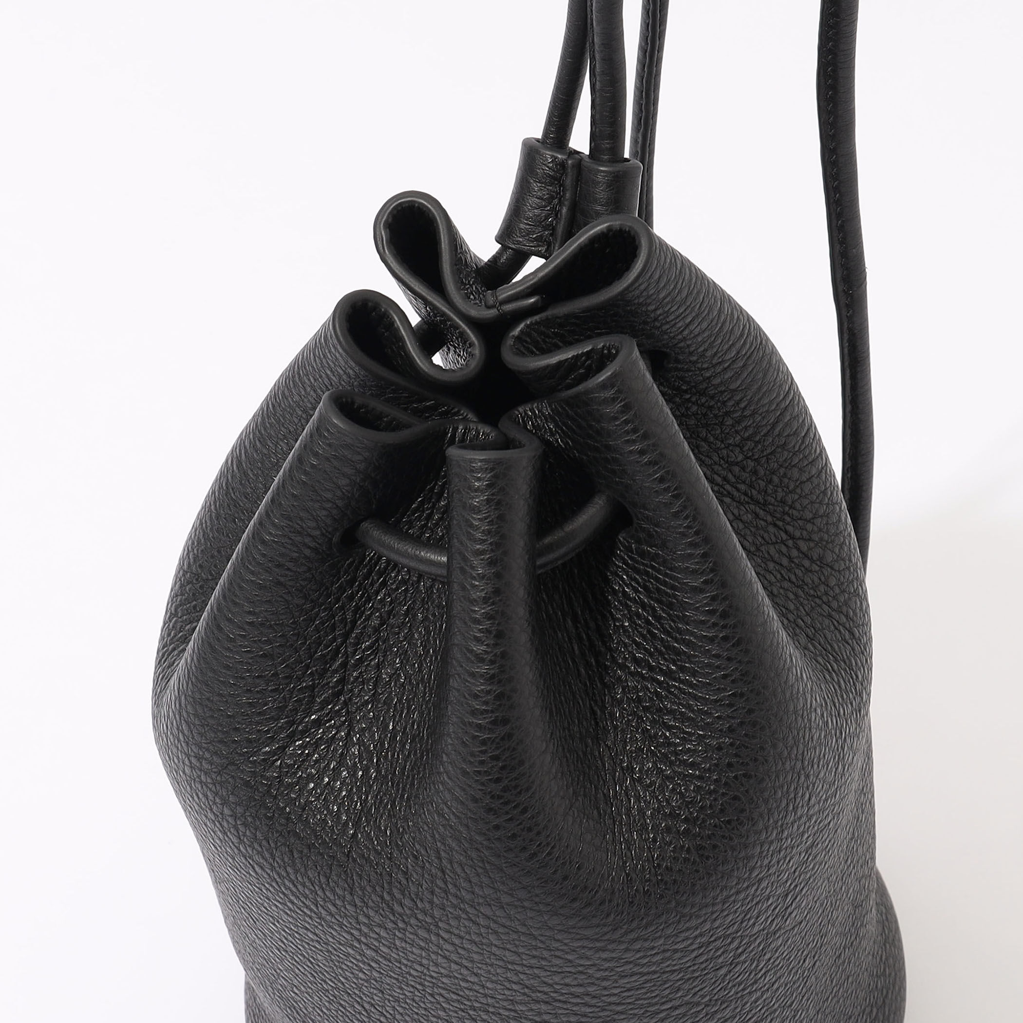 Aeta BONSAC POUCH ハンドポーチ｜トゥモローランド 公式通販