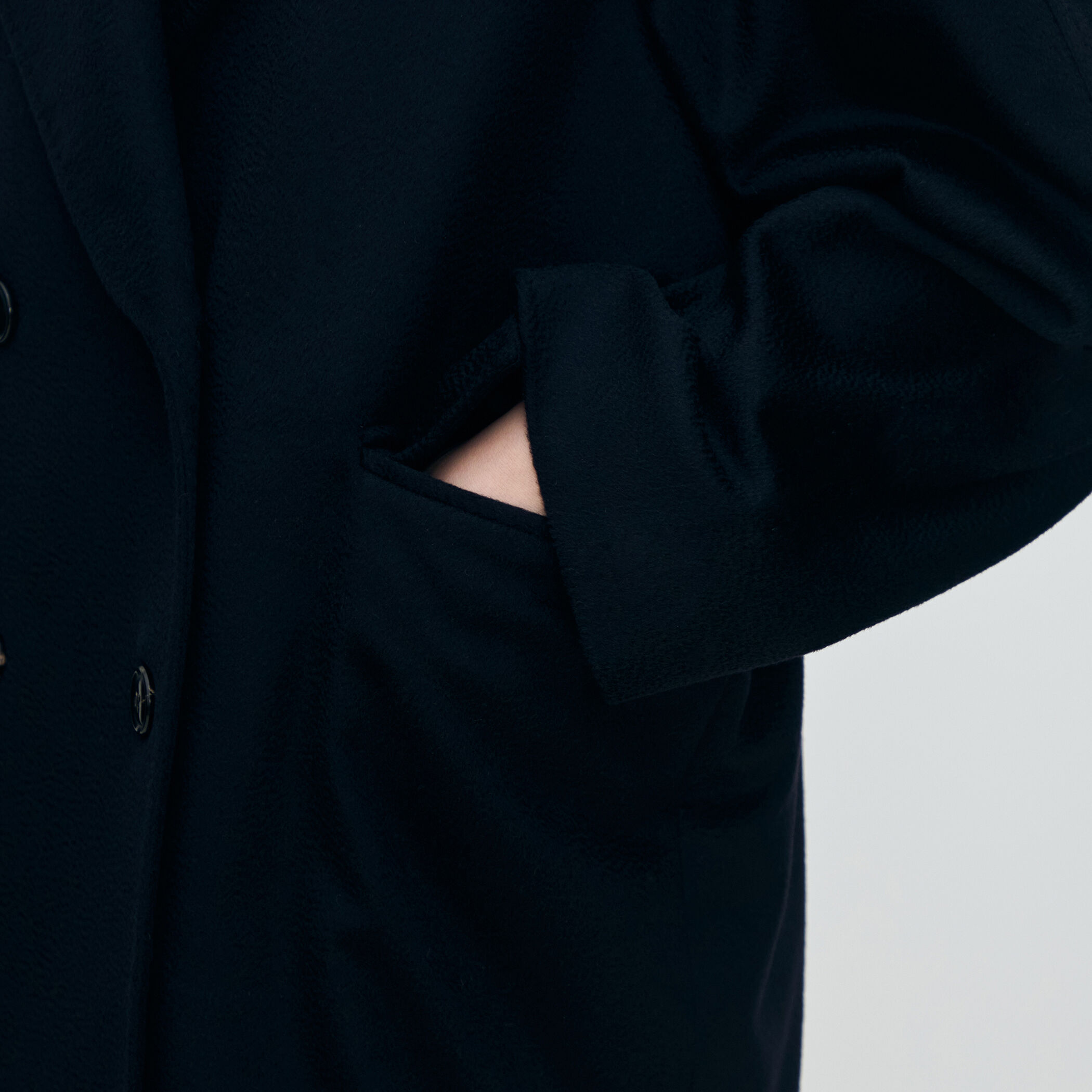 ウェービーカシミヤ ラグランショートコート｜トゥモローランド 公式通販