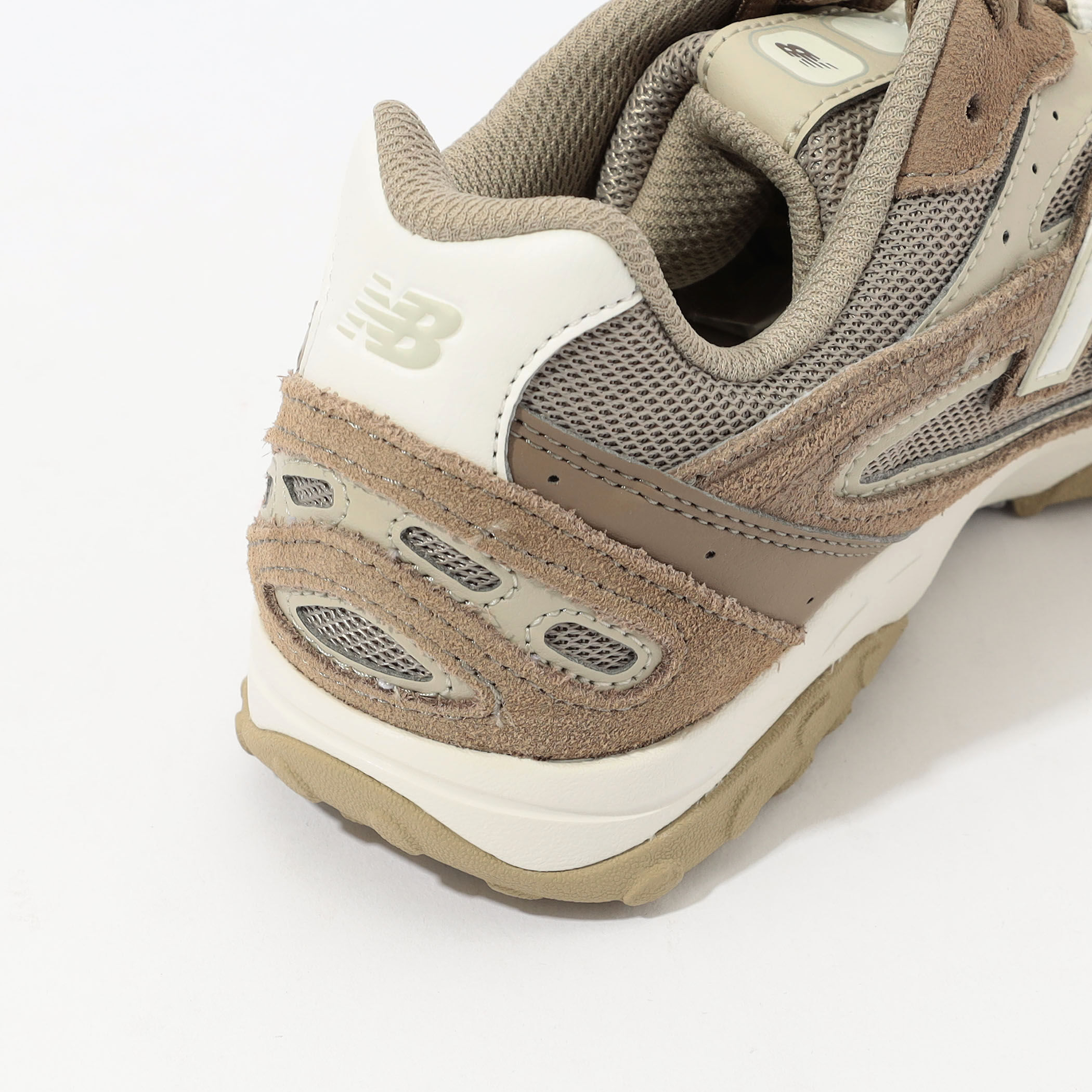 New Balance 204N スニーカー｜トゥモローランド 公式サイト