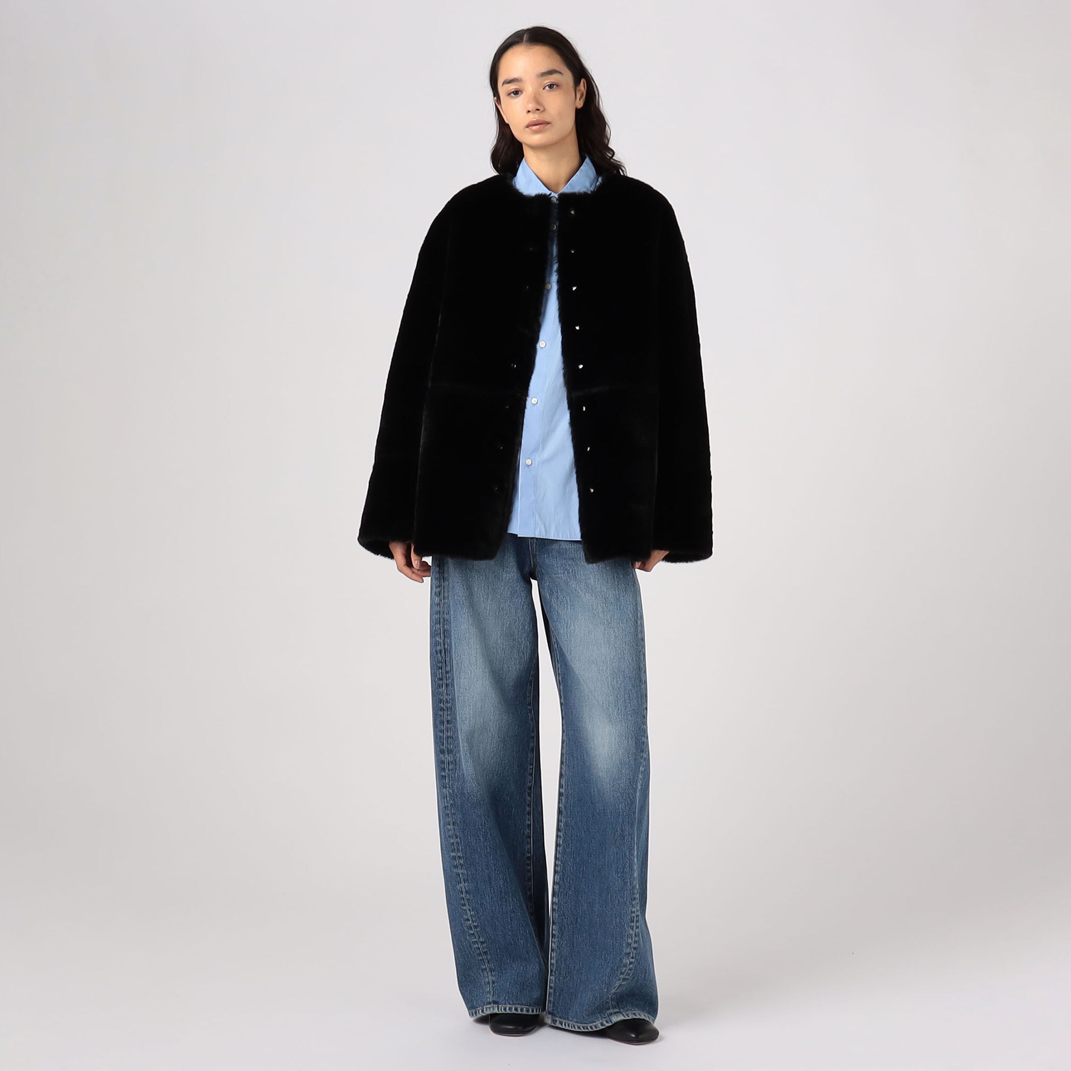 フェイクムートン リバーシブルショートコート｜トゥモローランド 公式通販