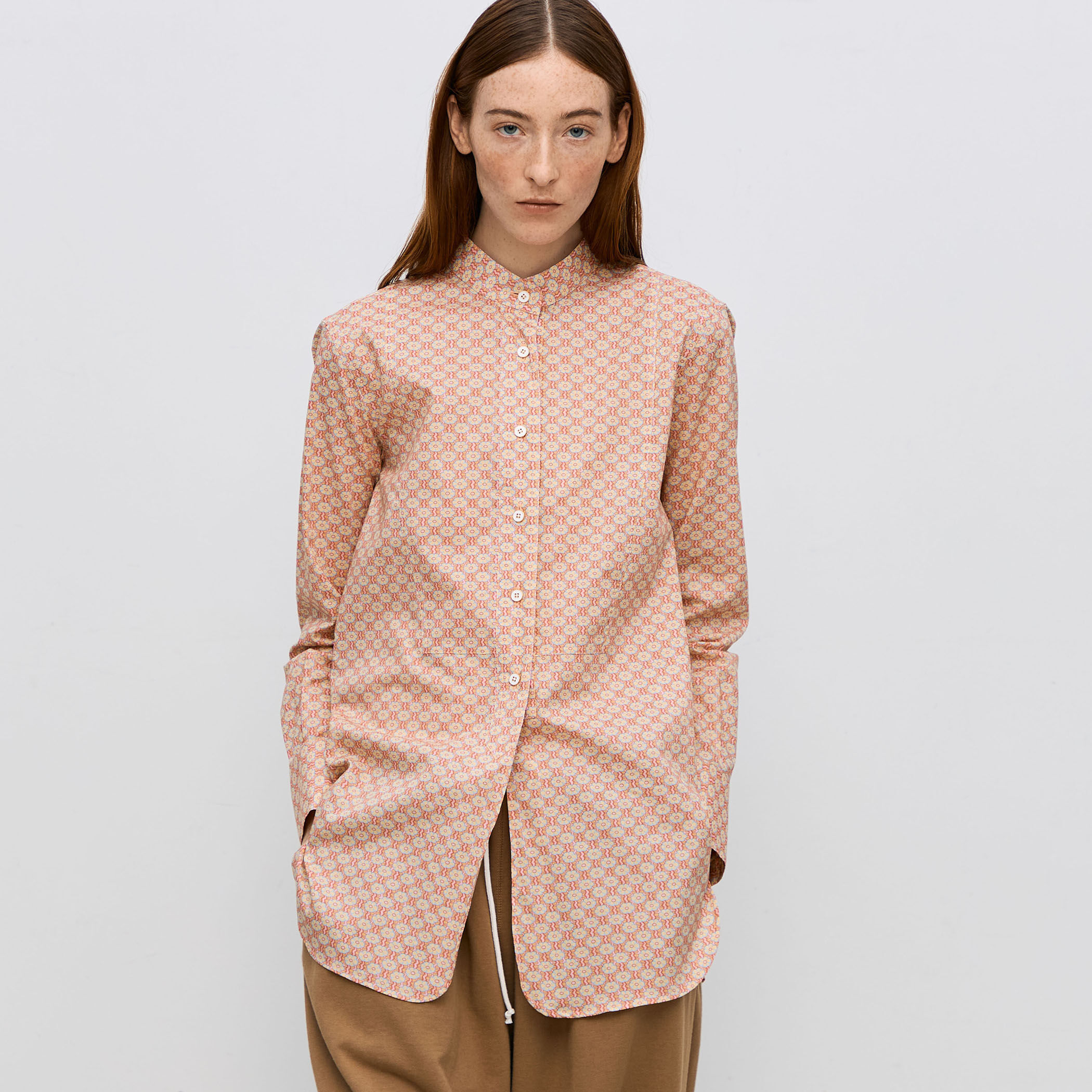 コットンリバティプリント スプリングブラウス｜トゥモローランド 公式通販