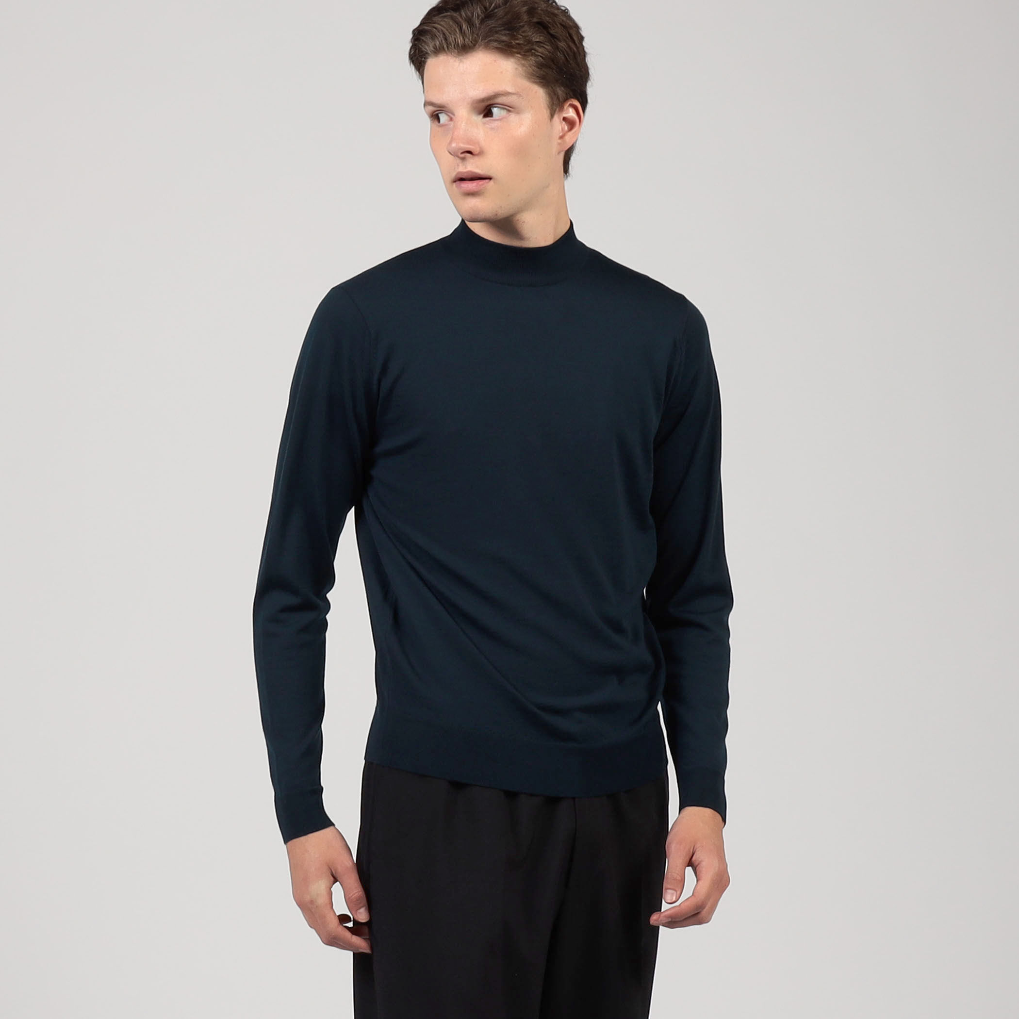 JOHN SMEDLEY 30G MODERN FIT ウール モックネックプルオーバー KILDAY