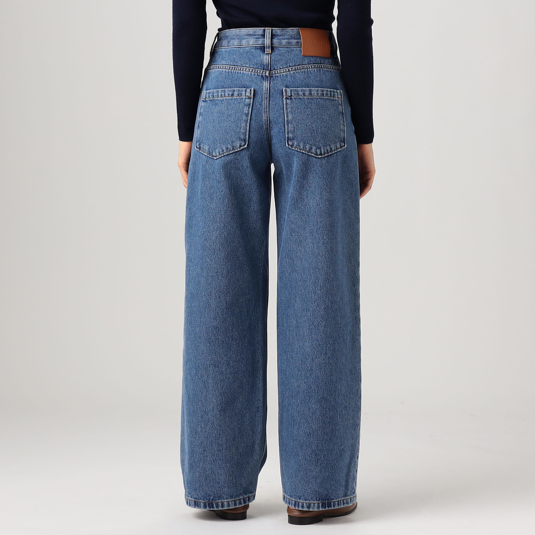 ロエベ　デニム LOEWE ロエベ FW25 ANAGRAM BAGGY JEANS AF / MID BLUE DENIM - NUBIAN