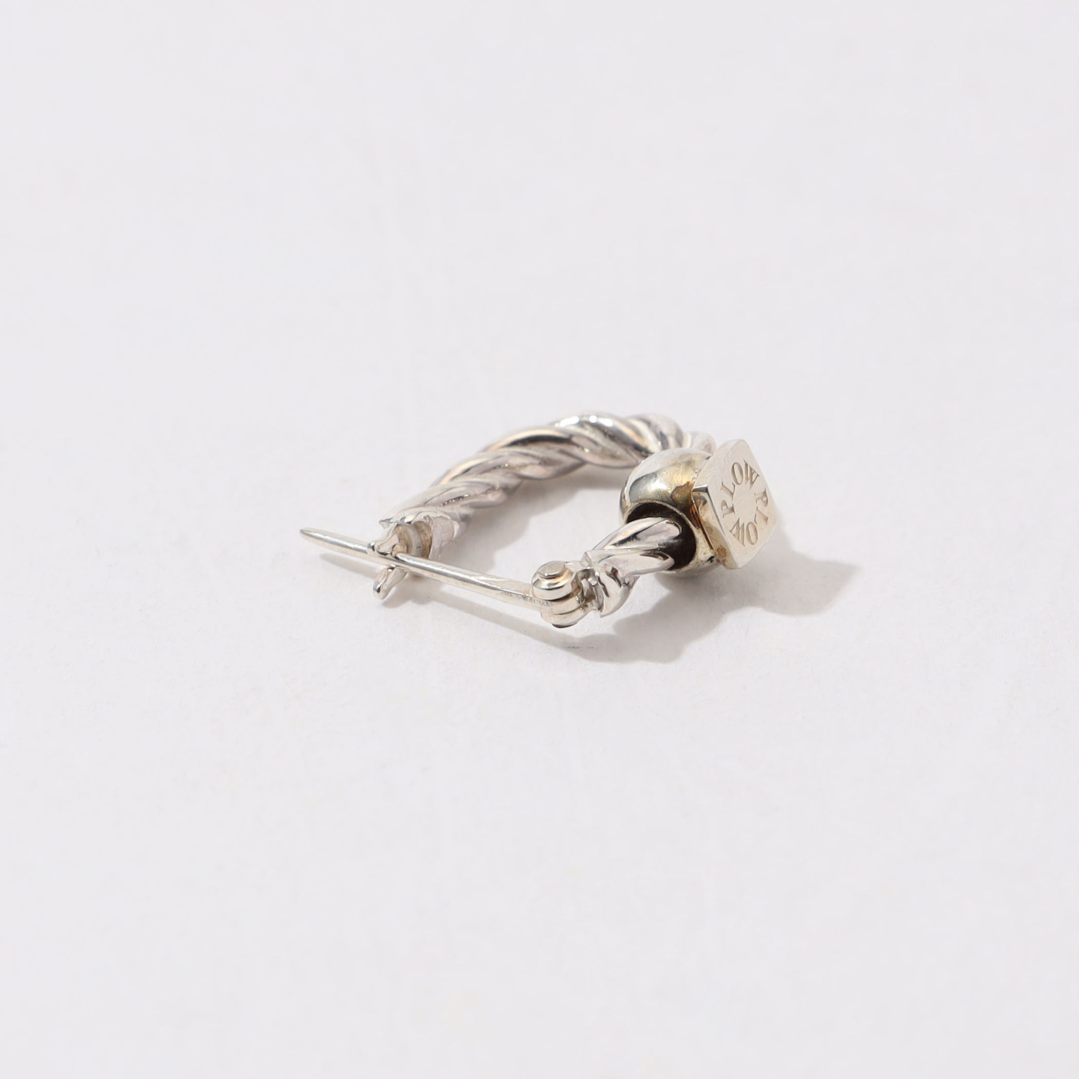 PLOW pearl chain charm wreath ピアス｜トゥモローランド 公式通販