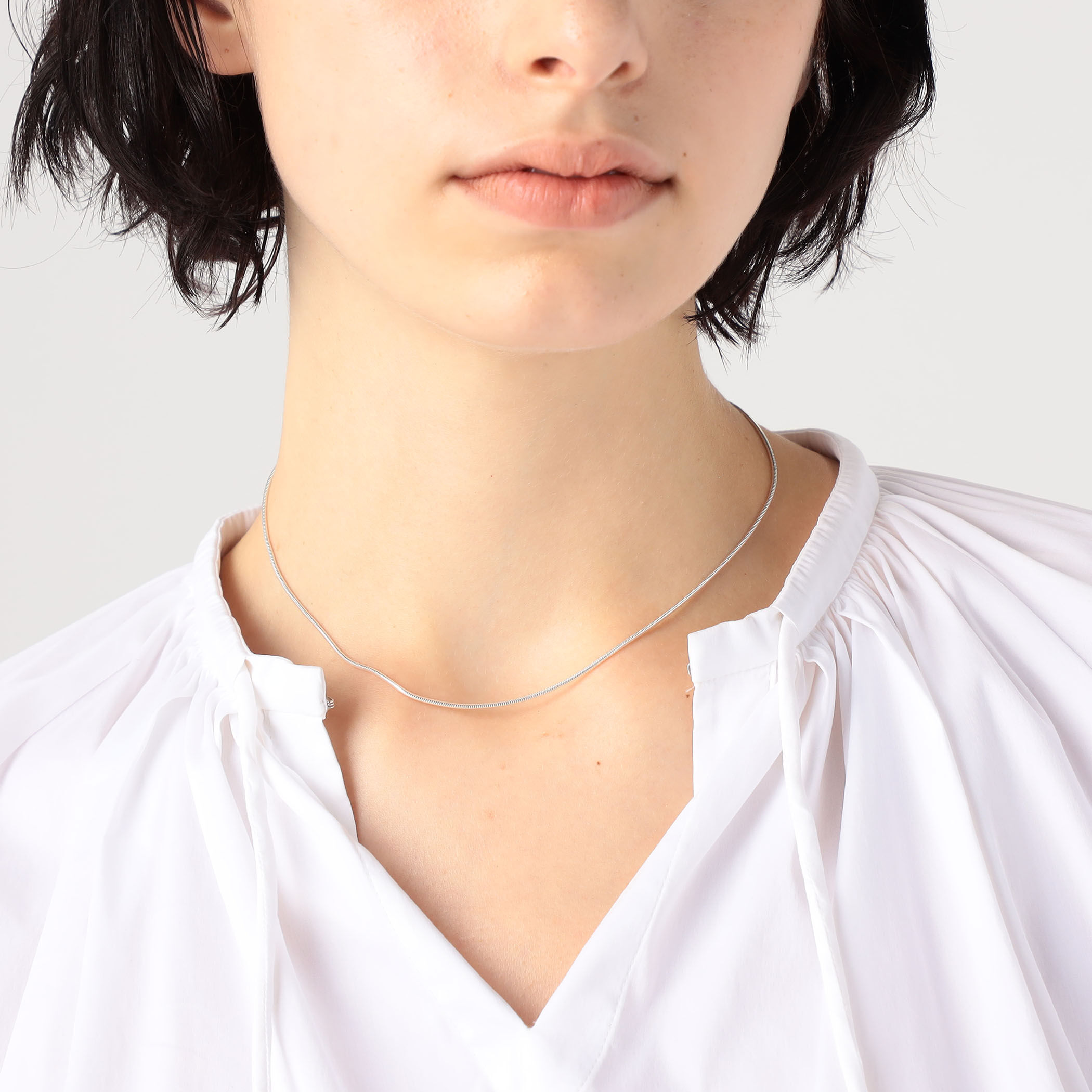 Rieuk Thiner Snake シルバーネックレス｜トゥモローランド 公式サイト