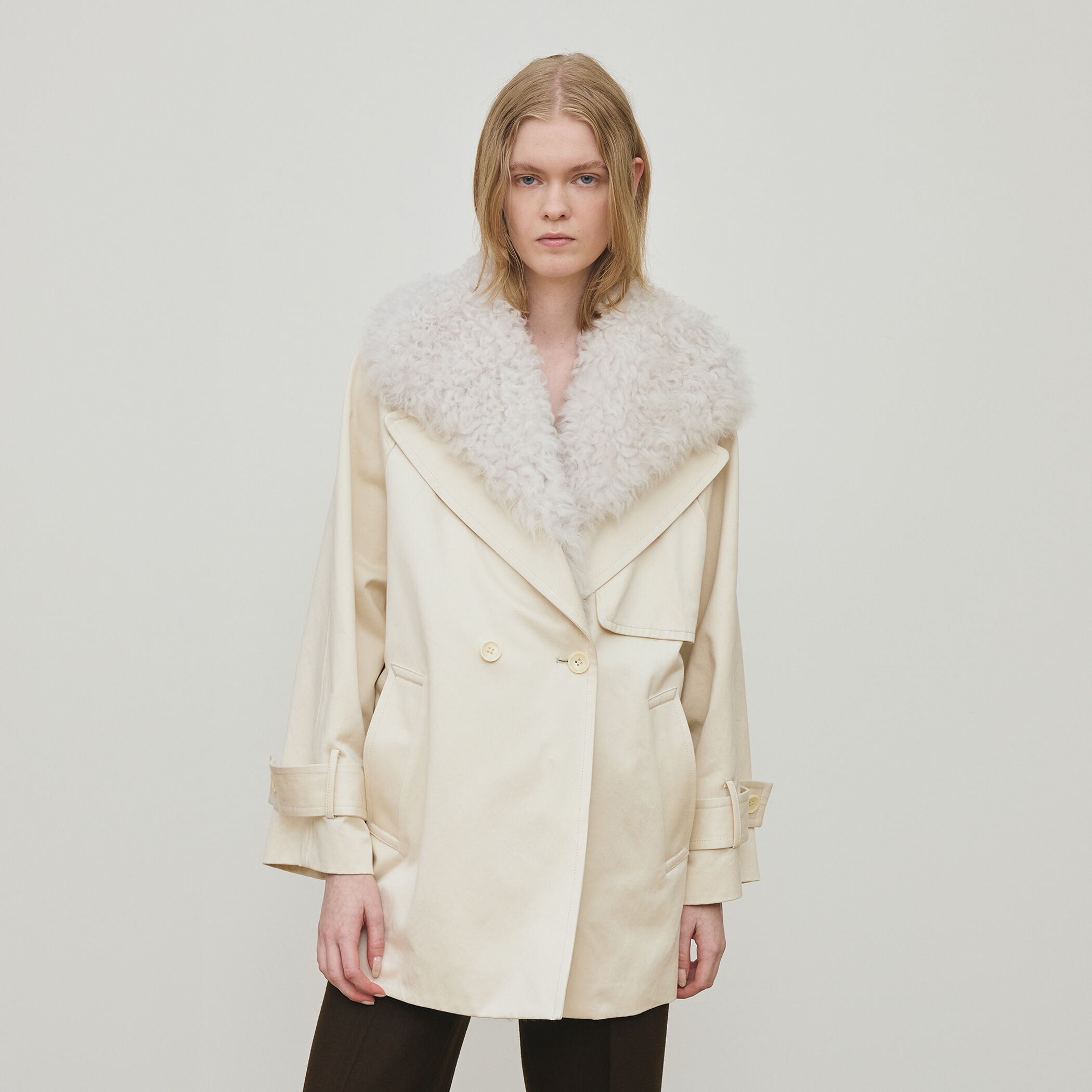 コットンサテン ムートンカラーコート｜トゥモローランド 公式通販