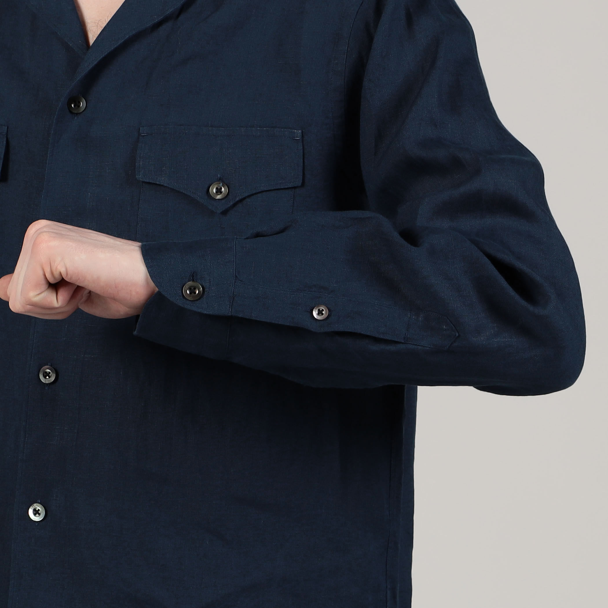 トゥモローランド ホリゾンタルカラーリネンプルオーバーシャツ ネイビー M SALE／58%OFFTOMORROWLAND BUYING WEAR Maria