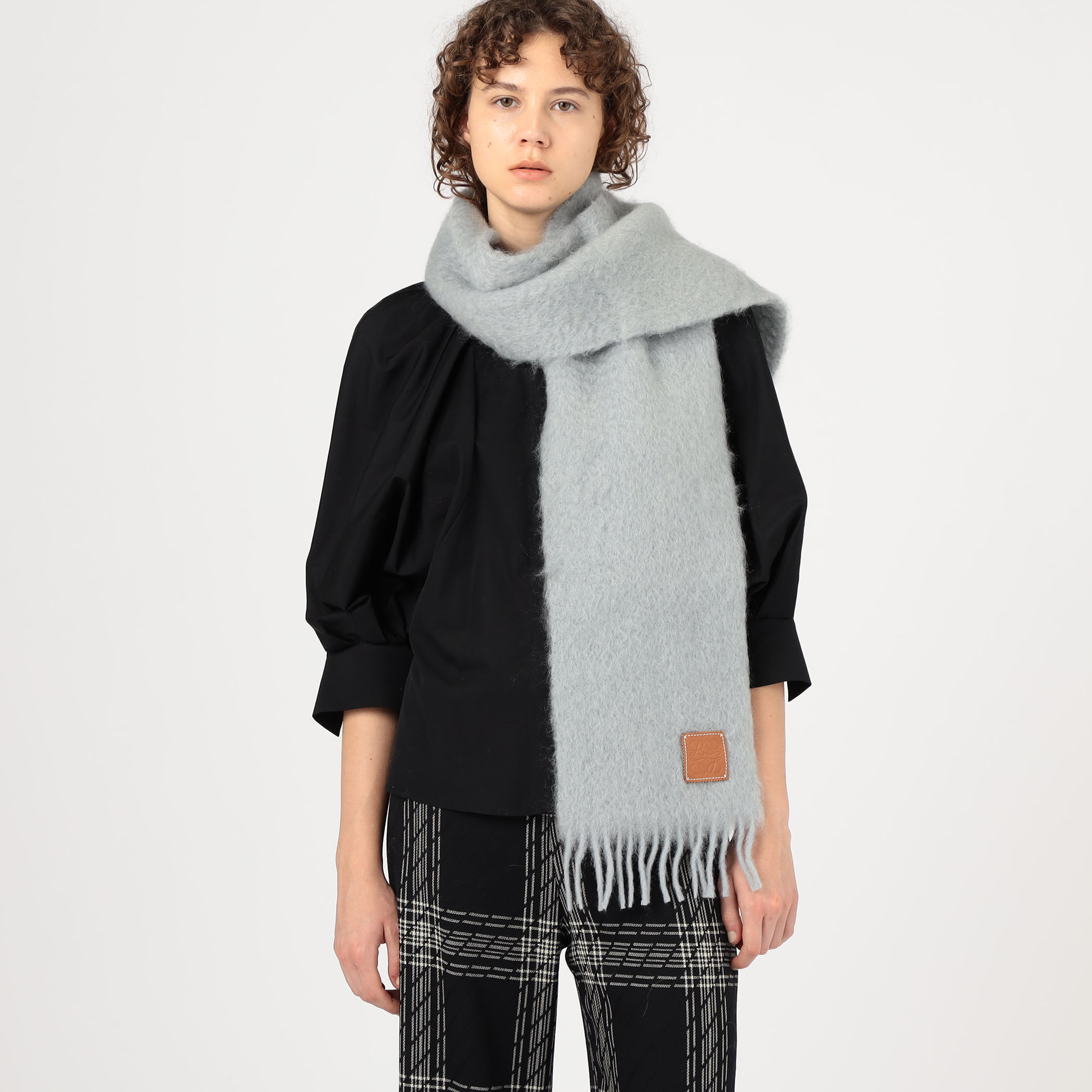 LOEWE 23X185 モヘヤウール マフラー｜トゥモローランド 公式通販