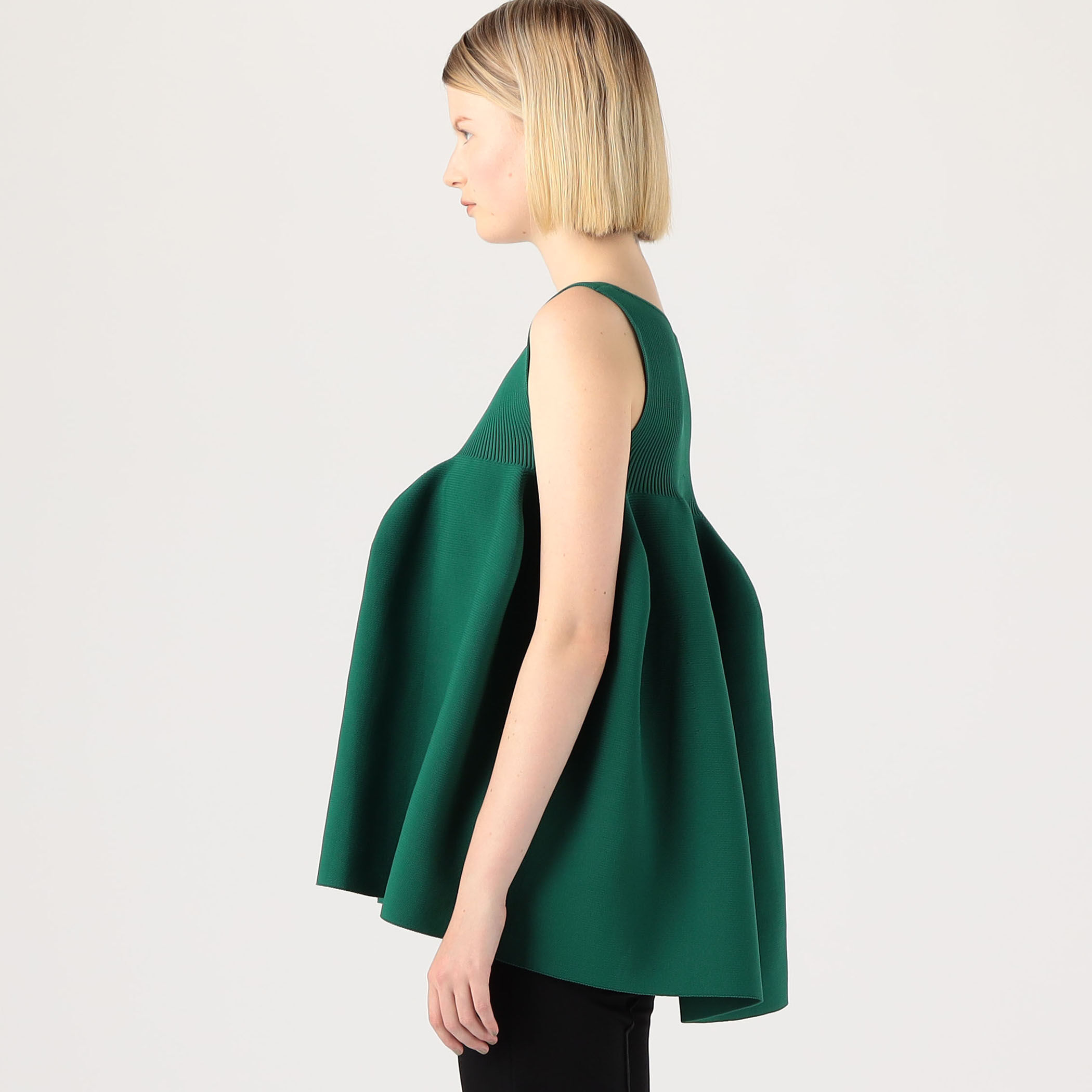 POTTERY SLEEVELESS TOP