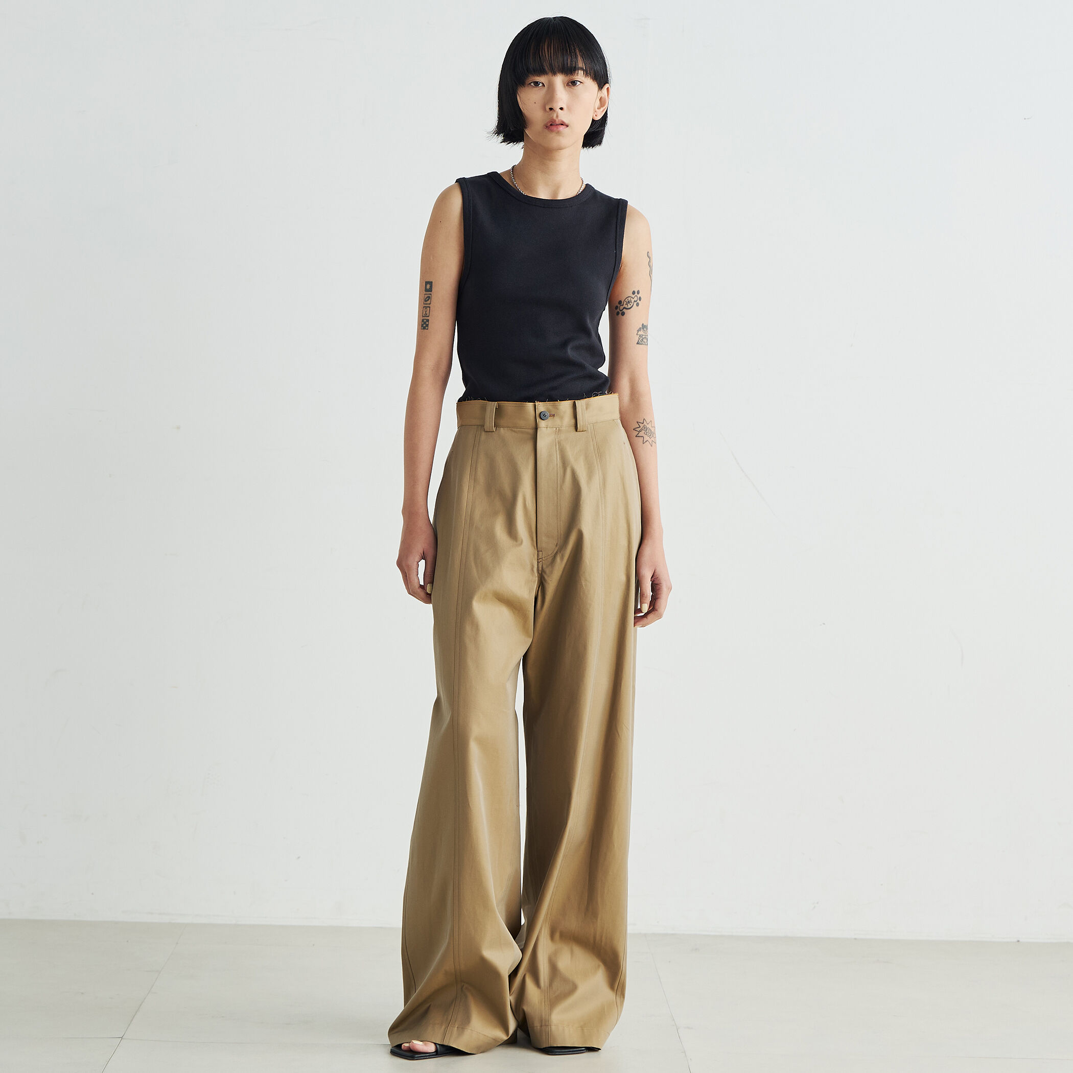 □コットンフライス タンクトップ｜トゥモローランド 公式通販