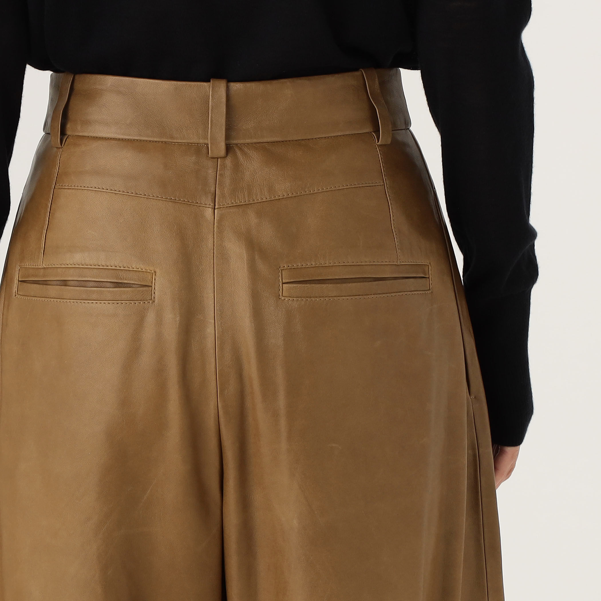 アンティークレザー パンツ｜トゥモローランド 公式通販