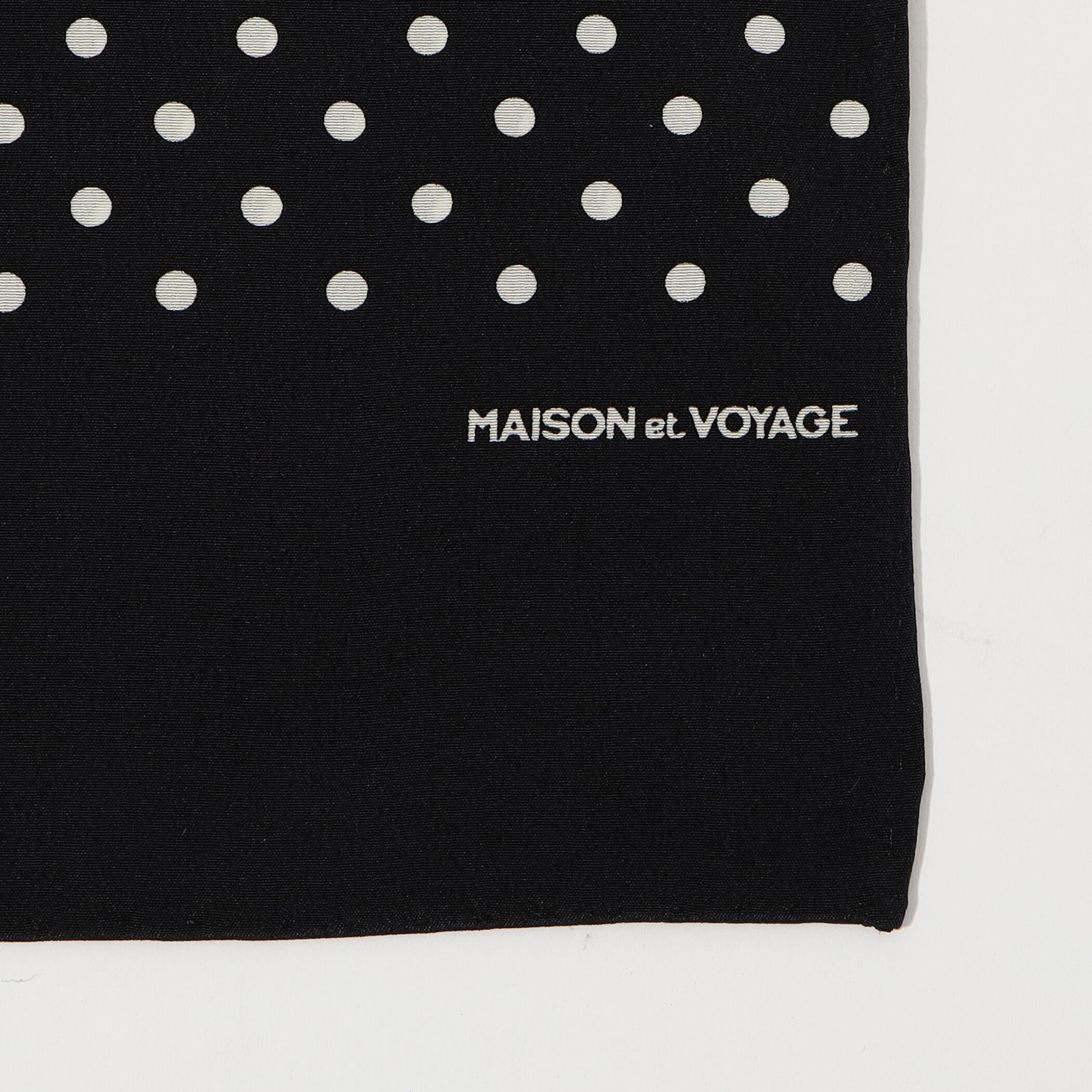 MAISON et VOYAGE シルク 4mmドット ストール｜トゥモローランド 公式