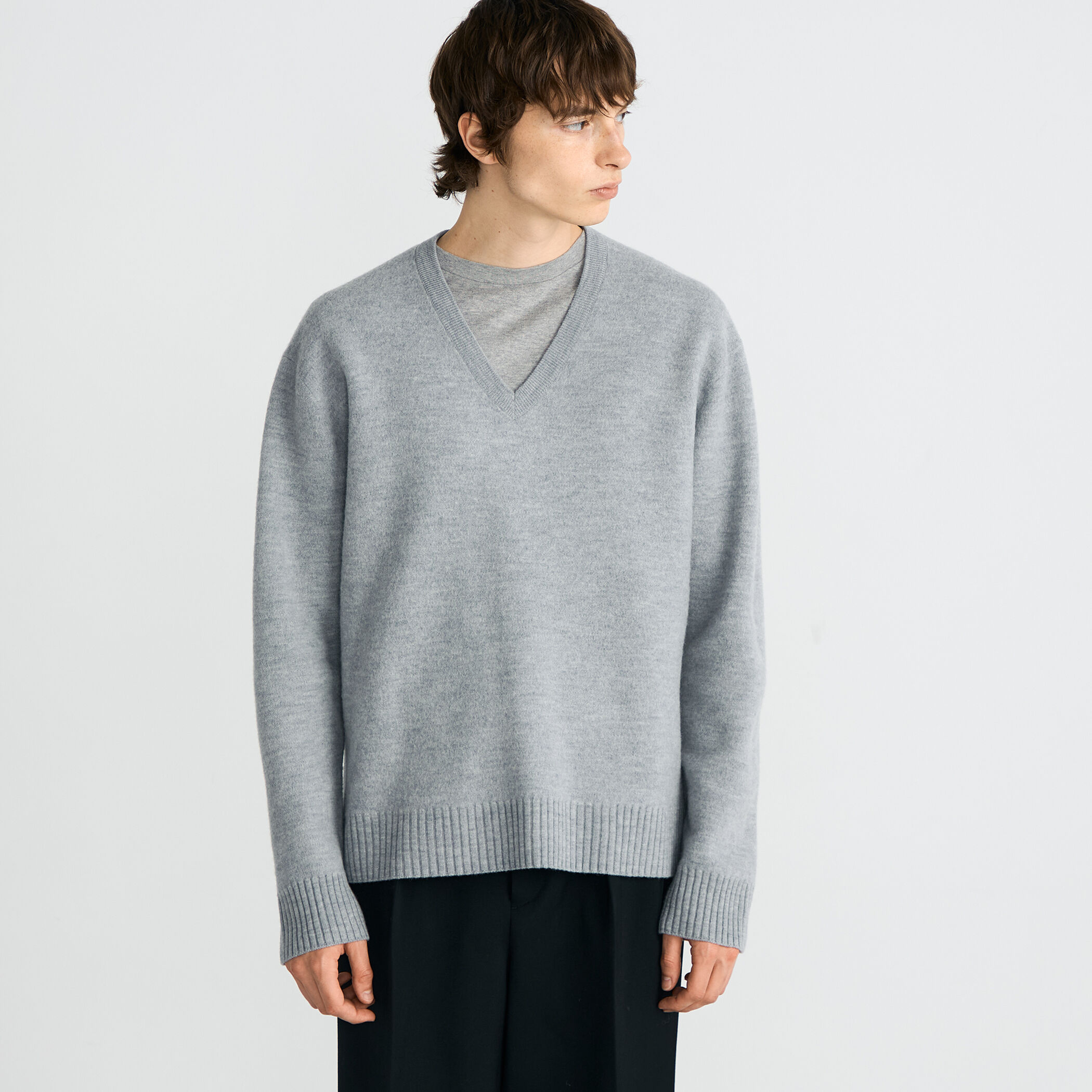 美品 Edition トゥモローランド ドライバーズニット グレー系 Mサイズ 美品 Edition トゥモローランド ドライバーズニット グレー系 Mサイズ